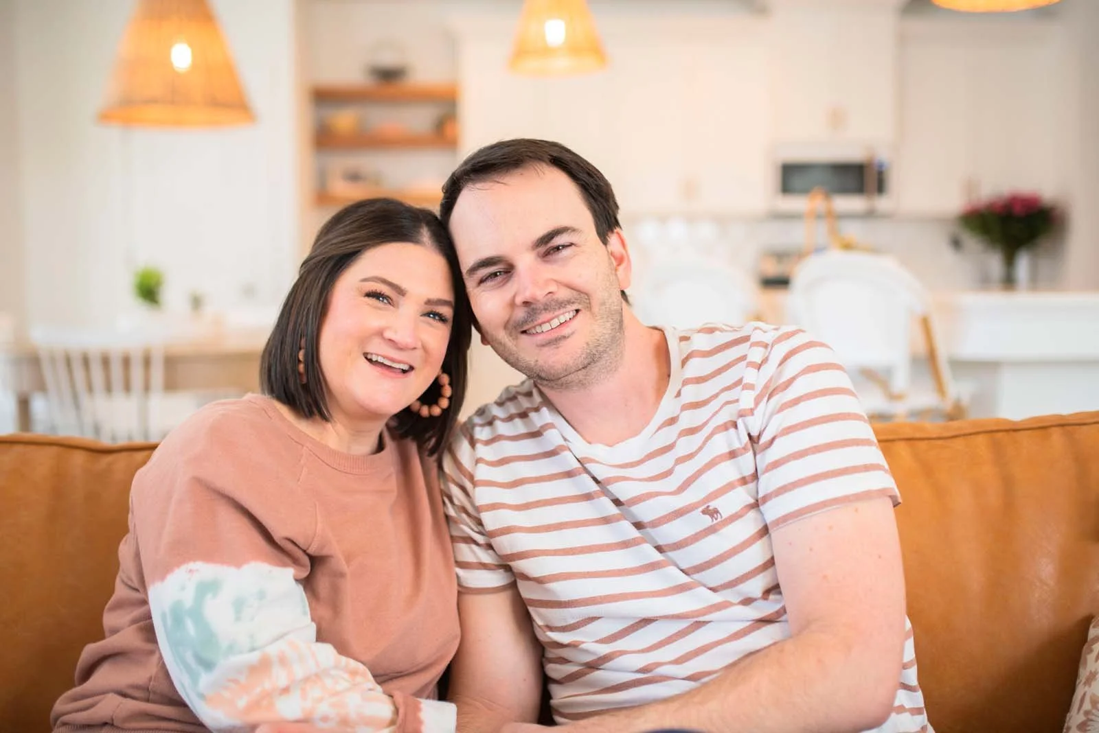 Couple-Indoor-Photosession-Interior-Design-Nampa-Idaho-Candid-Married.jpg