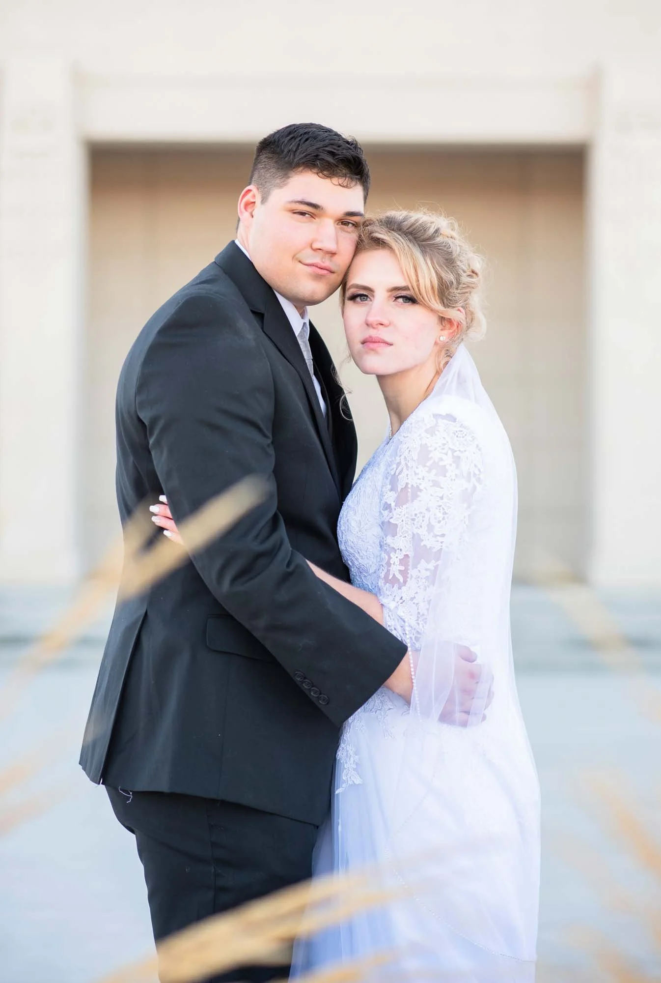 Meridian-Idaho-Temple-Wedding-Marriage-Photographer-Hannah-Hansen-Serious.jpg