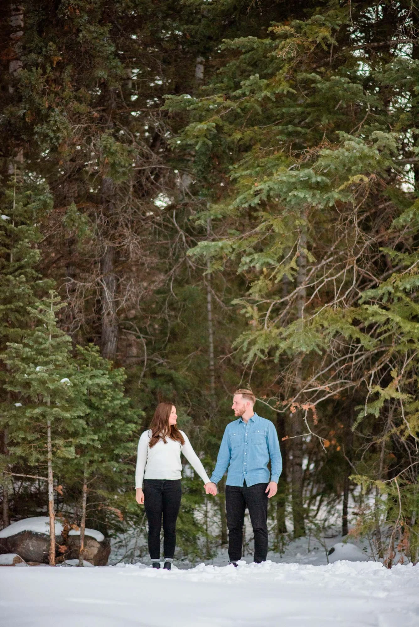 Payson-Canyon-Couple-Engagement-Photo-Session-Winter-Pines-Utah-Valley-hand.jpg