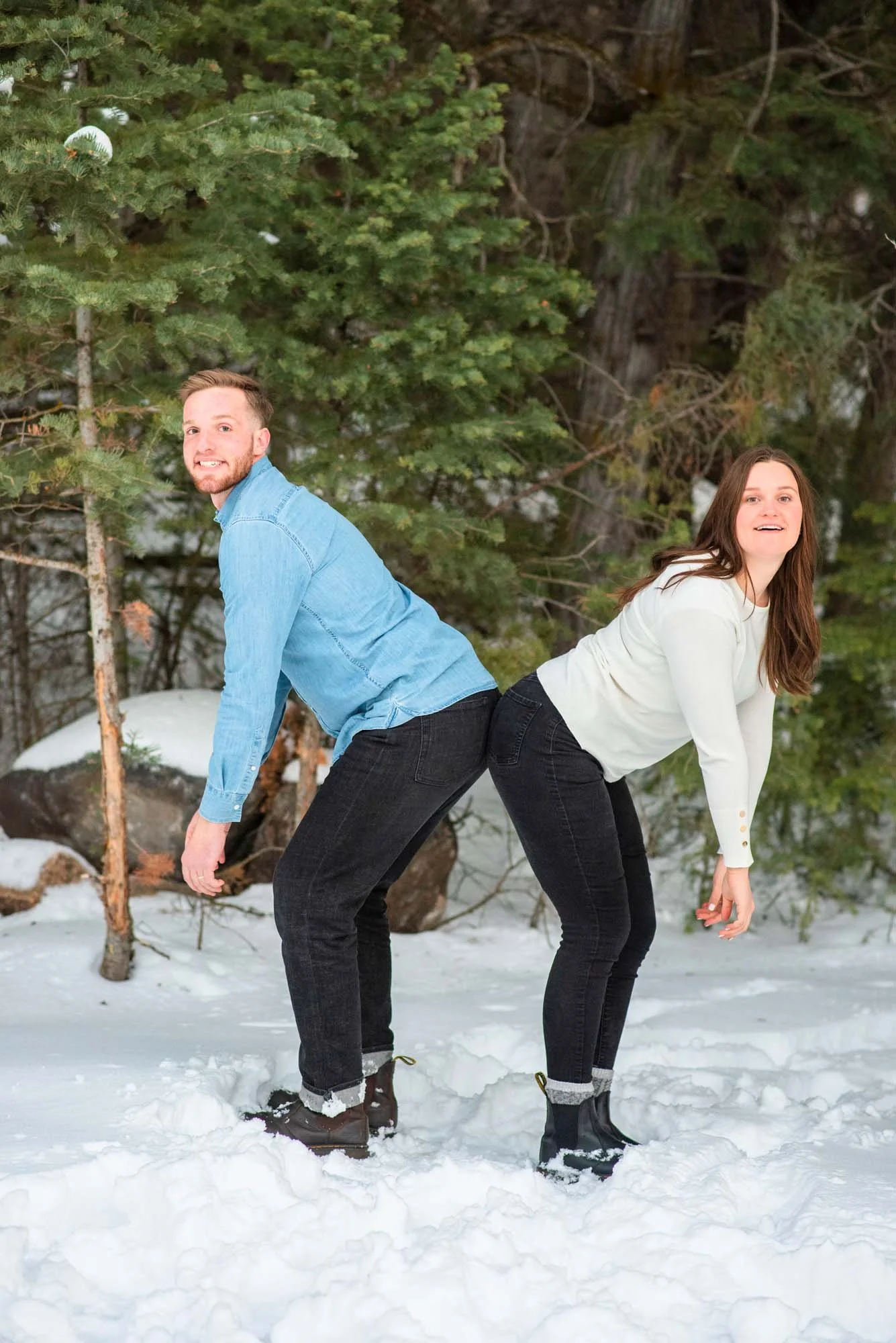 Payson-Canyon-Couple-Engagement-Photo-Session-Winter-Pines-Utah-Valley-booty.jpg