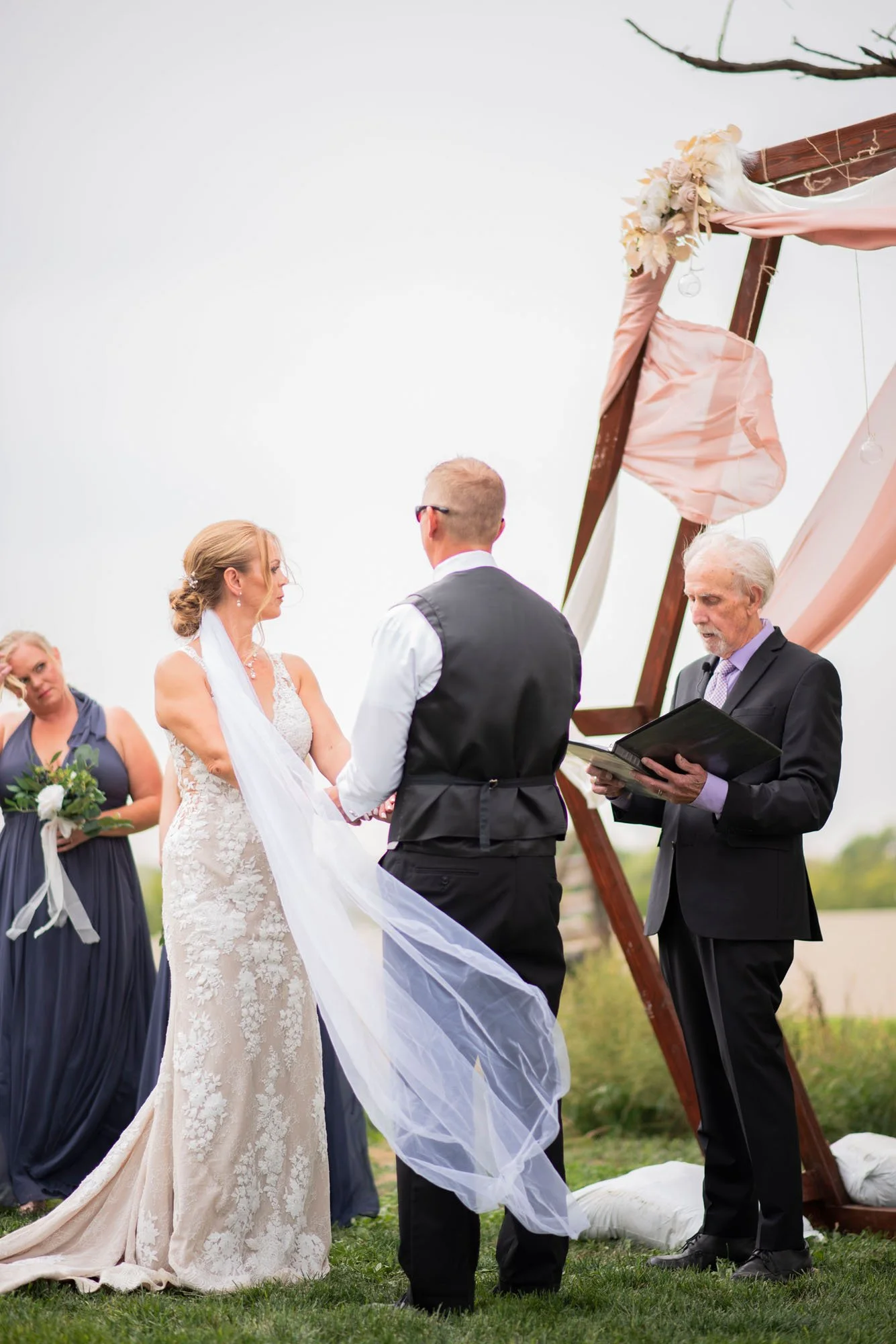 Firefly-Ranch-Idaho-Venue-Nampa-wedding-Ceremony-arch-pink.jpg