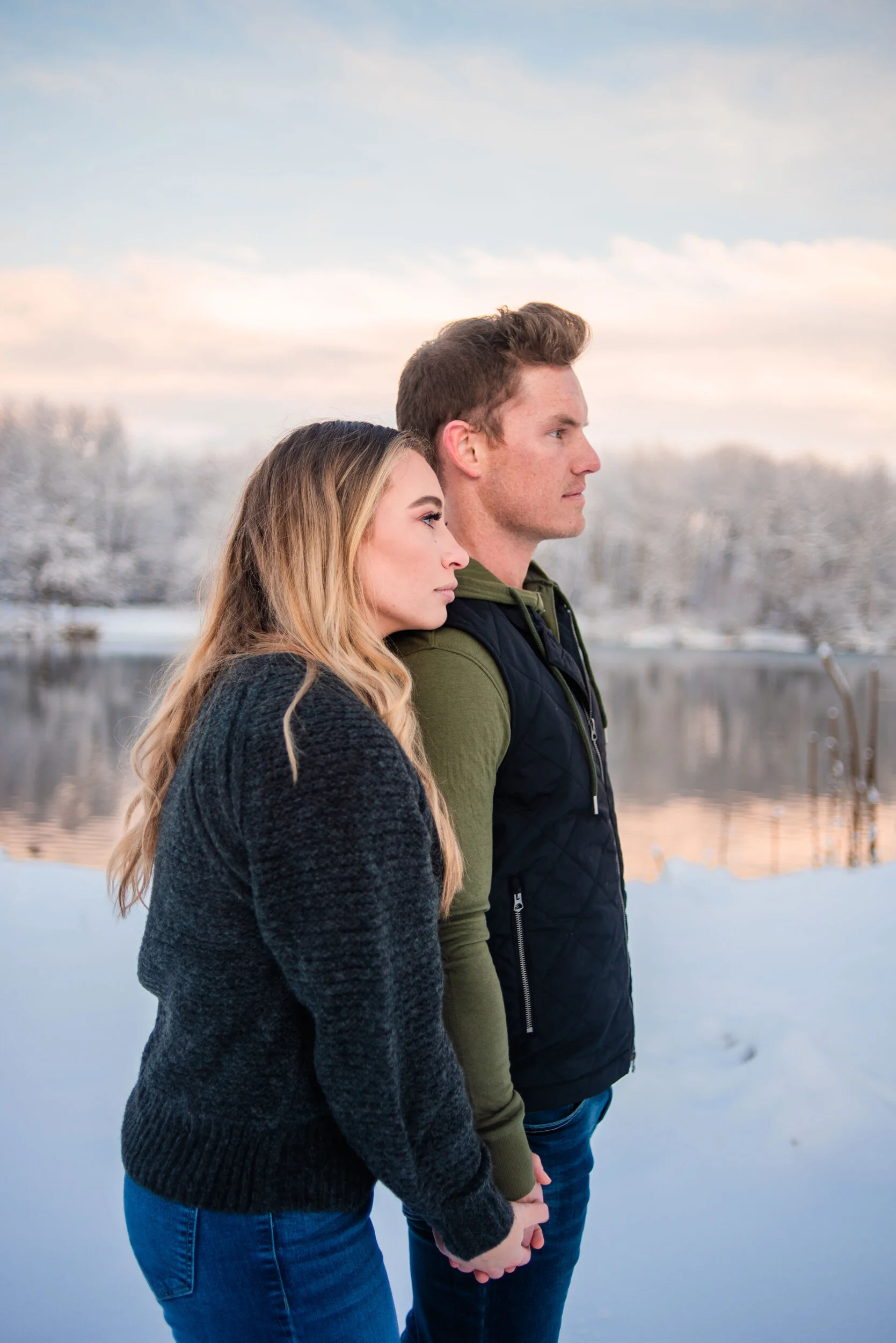 Engaged-Emmett-photographer-Couple-profile-winter-lake-love-elegant.jpg