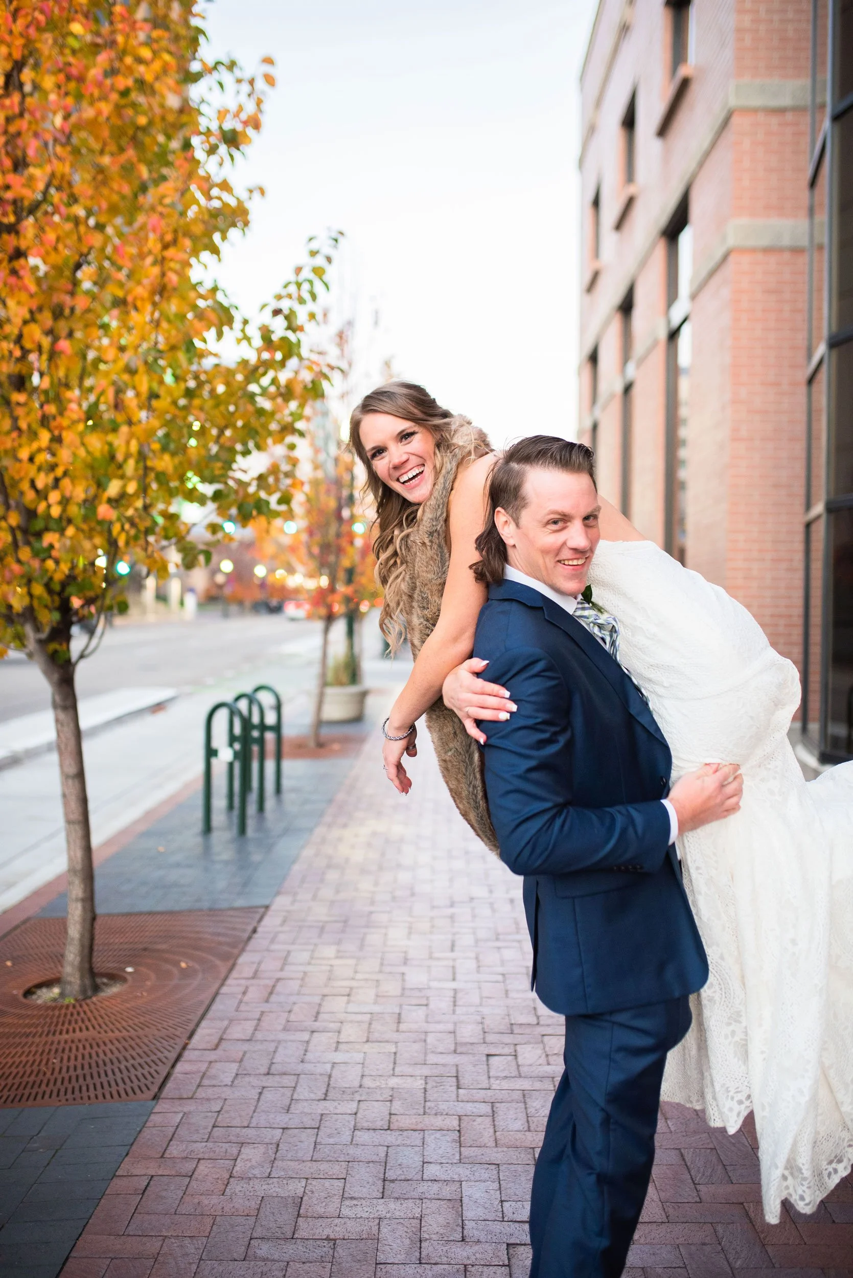 Boise-Idaho-Wedding-Photographer-Grove-Hotel-Downtown-marriage-dress-Bride-Groom-Ada.jpg