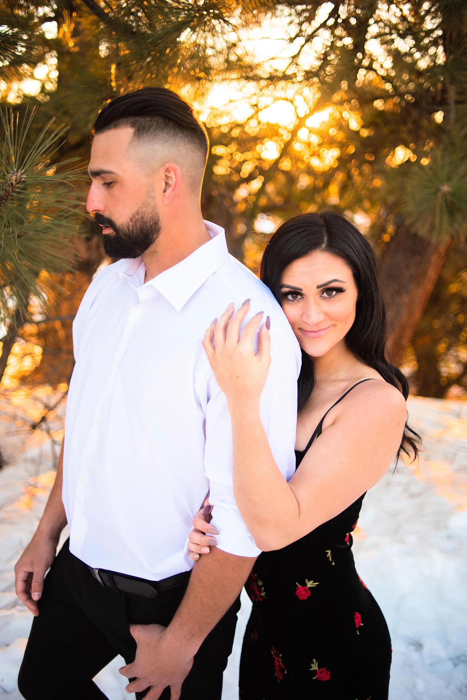 Boise-Photographer-getaway-remote-adventure-engagement-sunlight.jpg