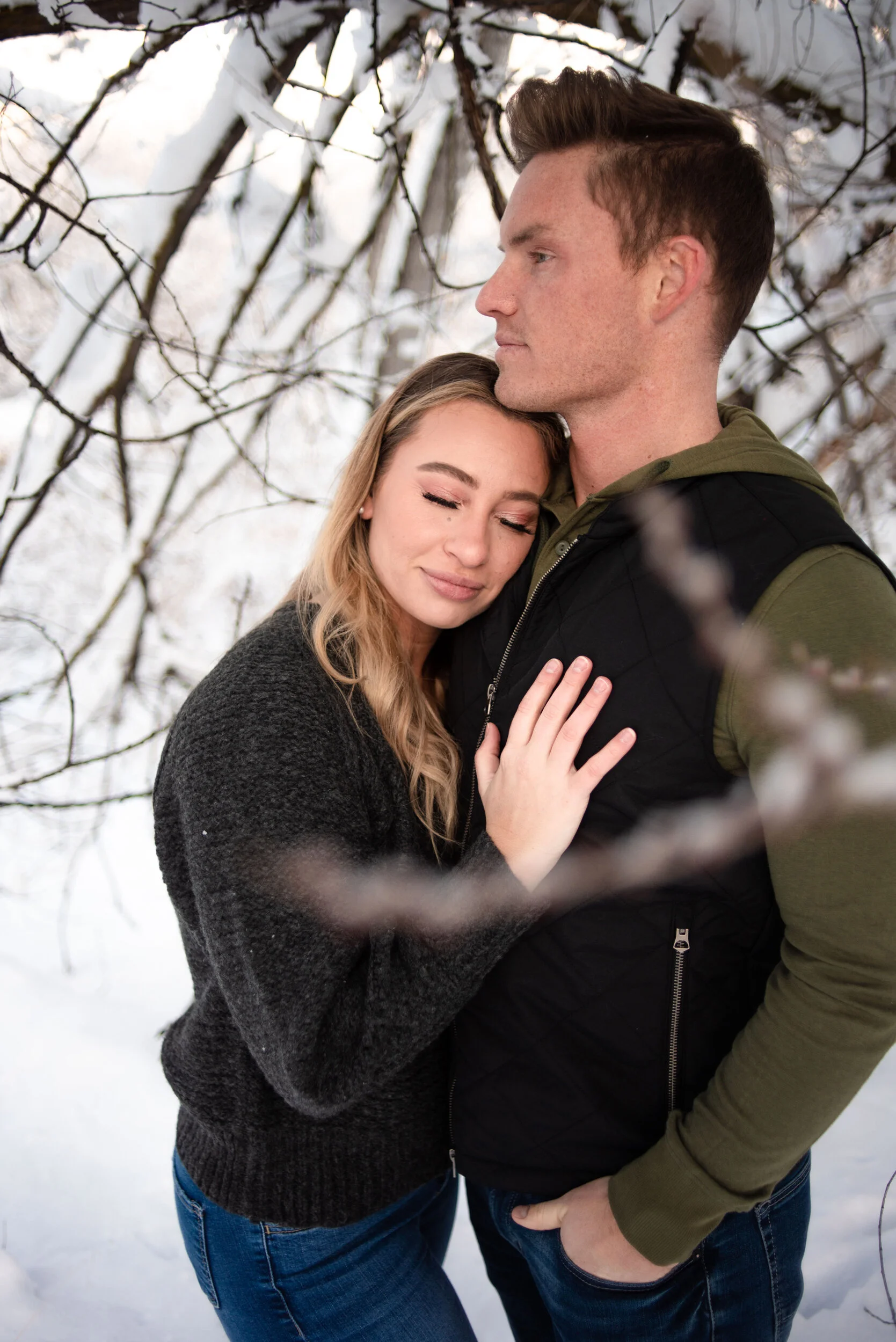 adventure-outdoor-photography-couple-engagement-moody-charming.jpg
