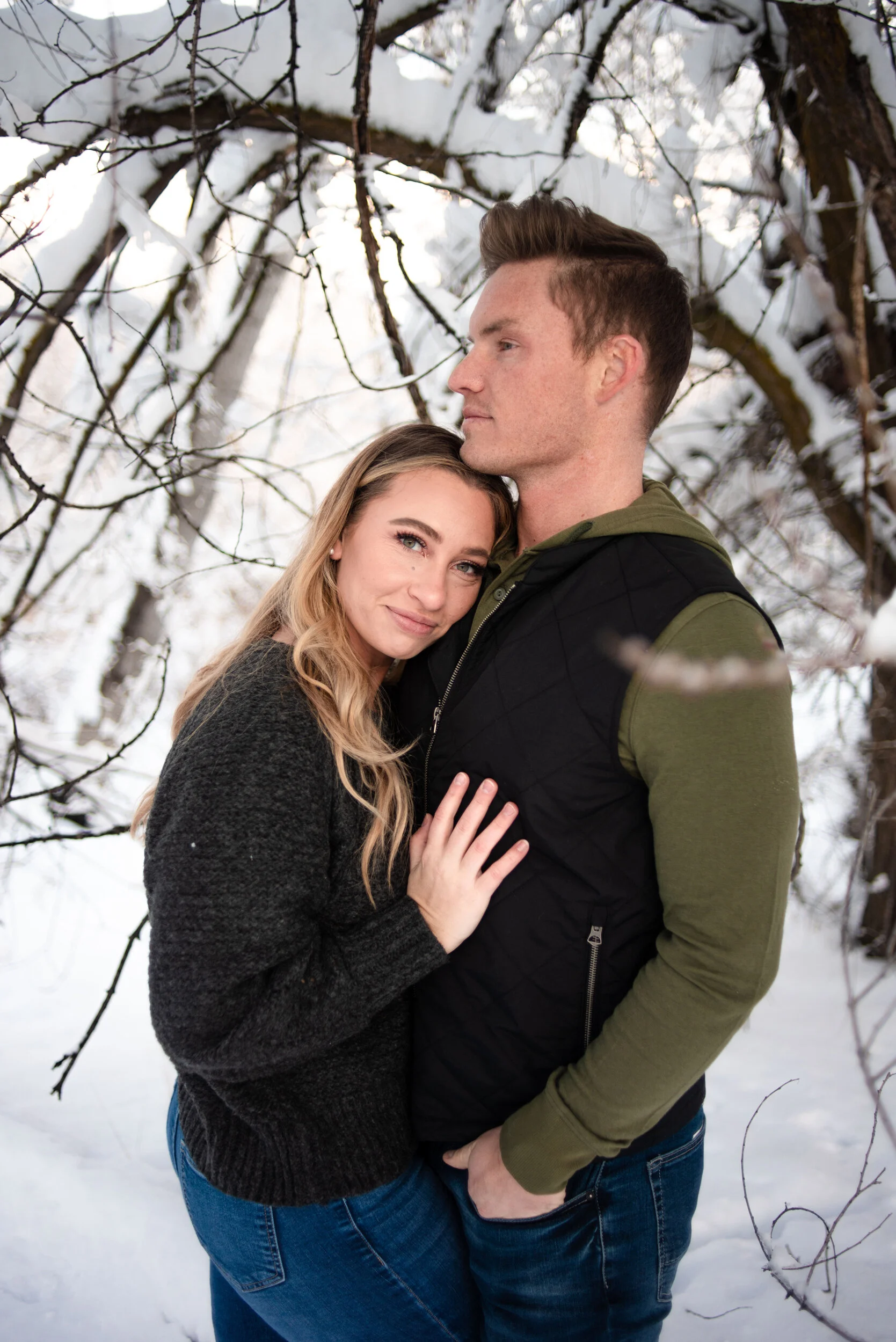 engagement-photography-emmett-Idaho-Photographer-Winter-forest-nature.jpg