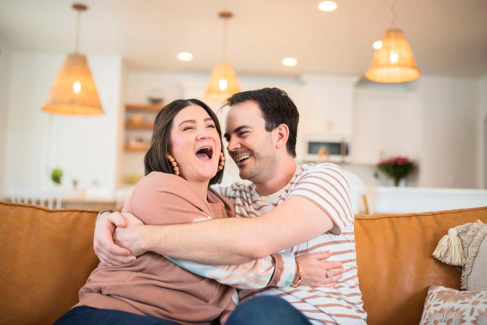 Couple-Indoor-Photosession-Treasure-Valley-Nampa-Idaho-Candid-Married.jpg