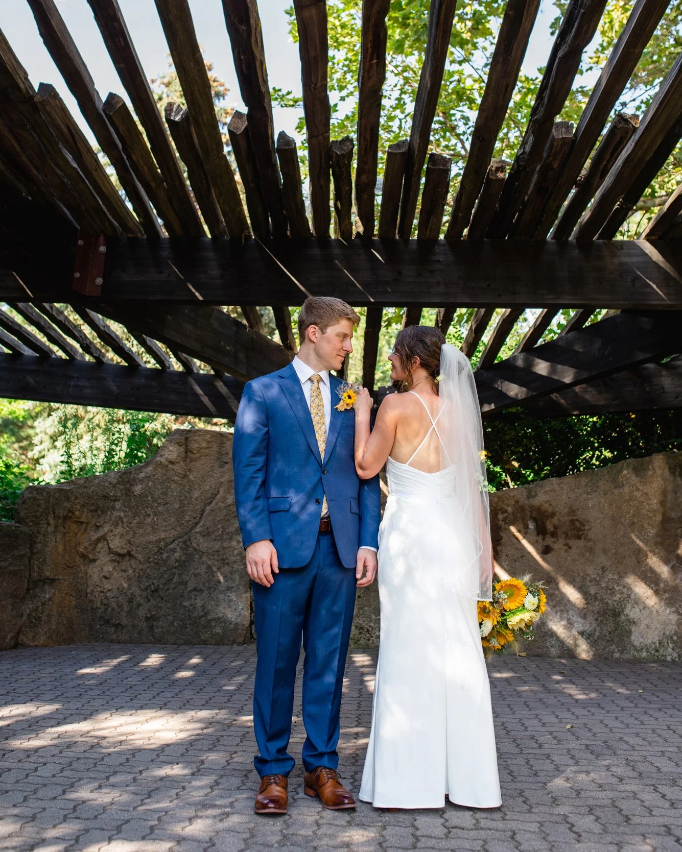 Kathryn-Albertson-Park-Boise-Idaho-Summer-wedding-hannah-hansen-Photographer-bride-groom.jpg