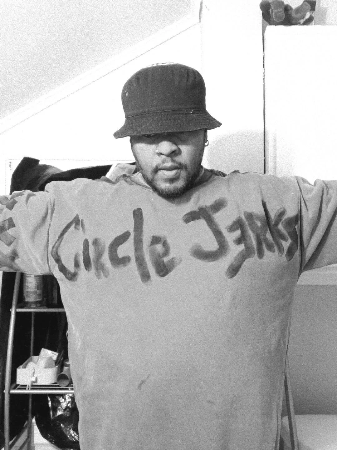 I painted the circle jerks on my crew neck shirt i had at the bottom of a Ben.

This is a one of one but if your feeling it. I could consider making you one to.

#theblakhippielifellc #diypunk #circlejerksband