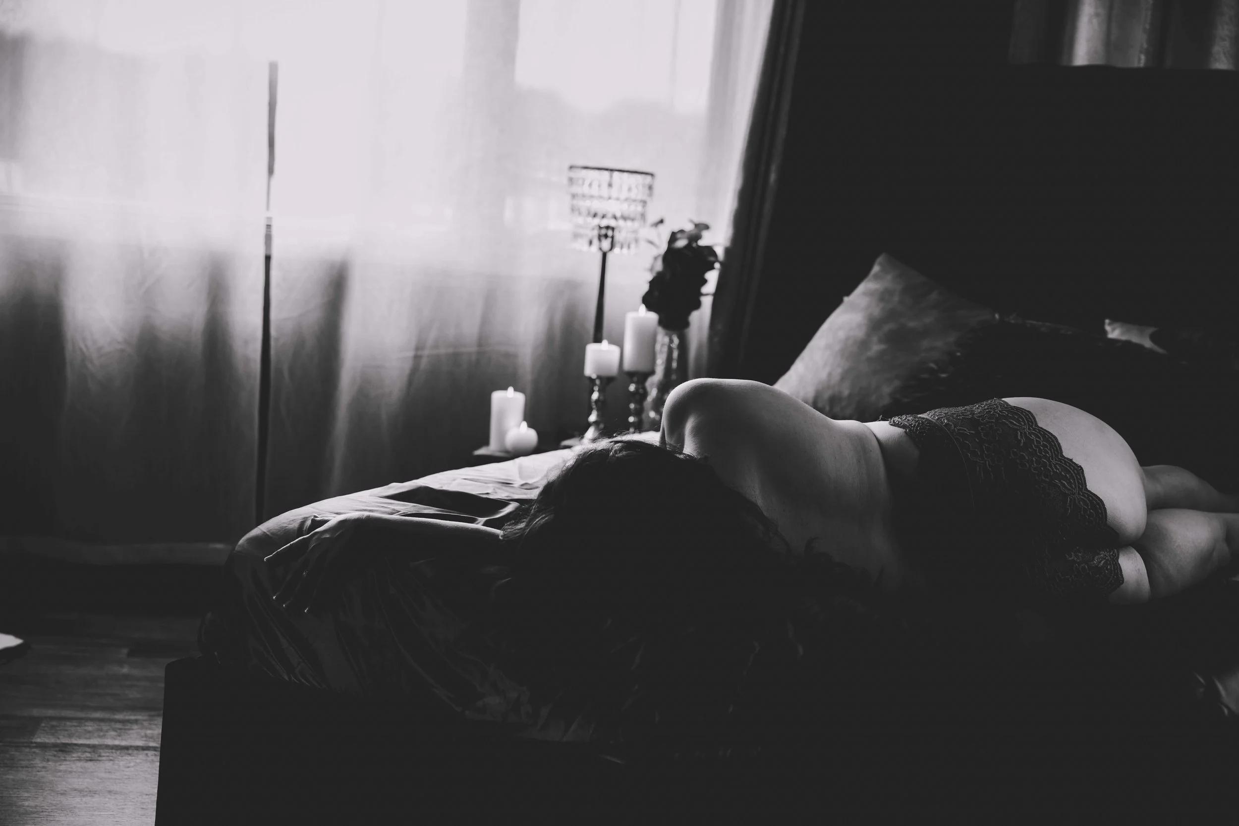 julie-boudoir-wisconsin-photographers-near-me-photographer-siren-wi-confidence-blog-blogging-diverse-plus-size-incusive-ages-shapes-size-couples-boudoir-relationship-intimate-photographer 1.jpg