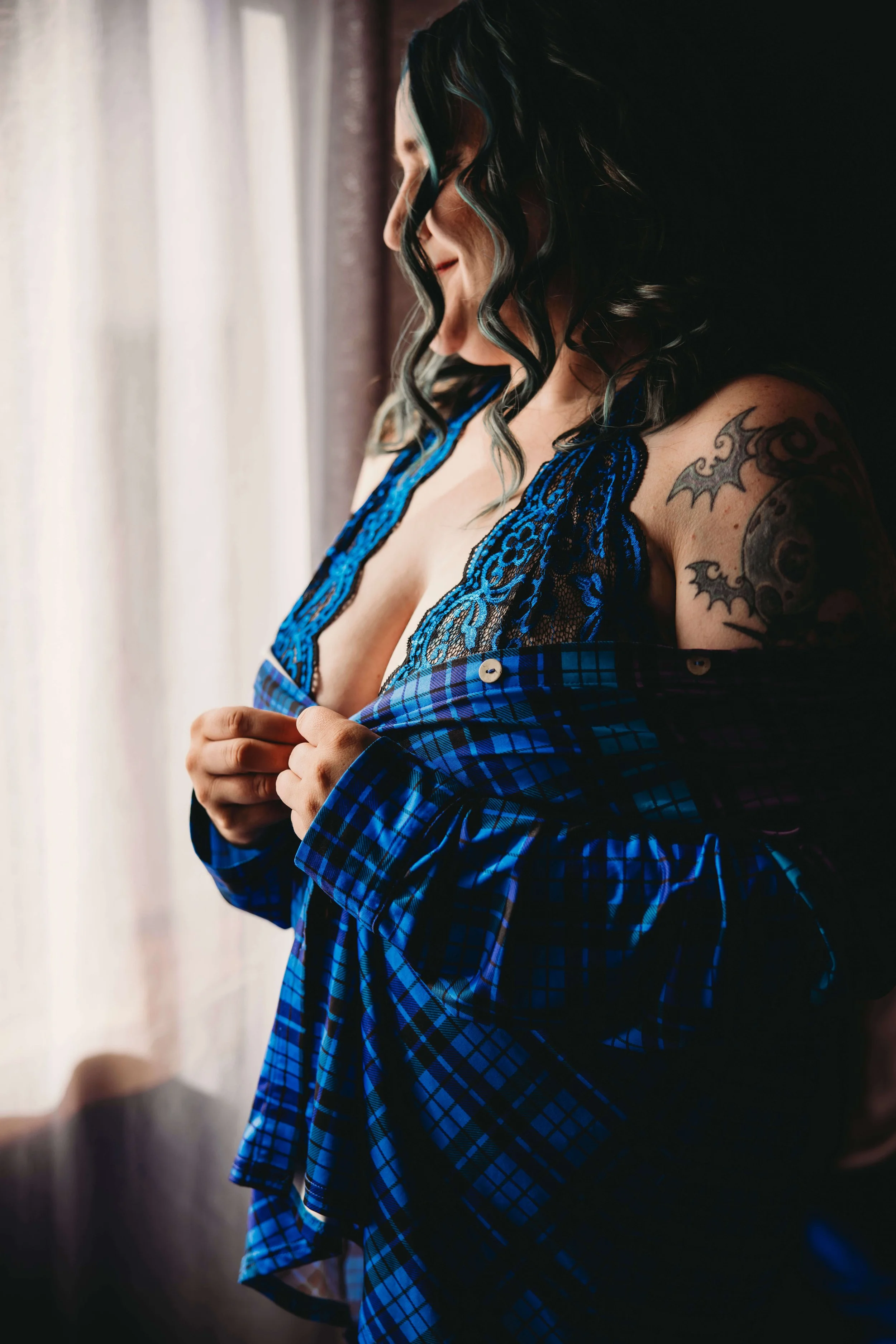 julie-boudoir-wisconsin-photographers-near-me-photographer-siren-wi-confidence-blog-blogging-diverse-plus-size-incusive-ages-shapes-size-couples-boudoir-relationship-intimate-photographer 2.jpg