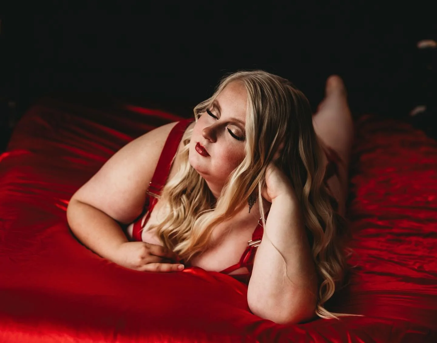 When life drains you, a session can put some life back into you. 

The release of draining out that exhaustion is important.  At times it can feel so hard to figure out how to take all those feelings of overwhelm and drain them.

You start to feel ho