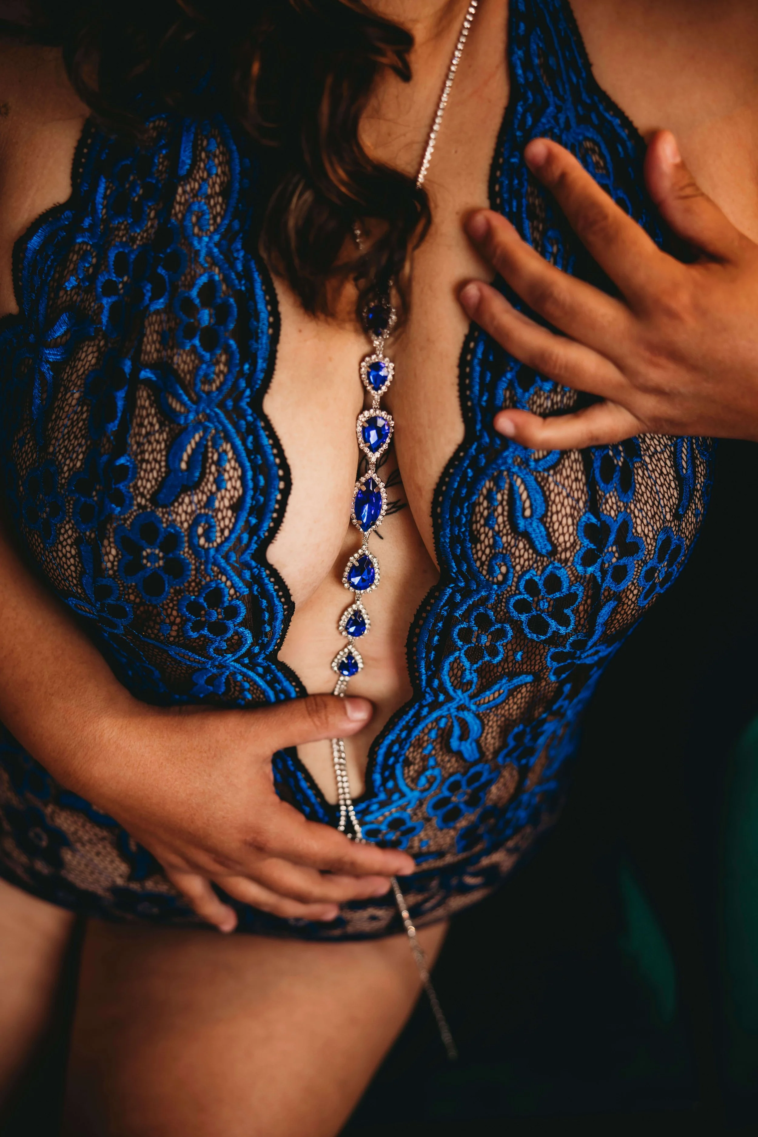 julie-boudoir-wisconsin-photographers-near-me-photographer-siren-wi-confidence-blog-blogging-diverse-plus-size-incusive-ages-shapes-size-couples-boudoir-relationship-intimate-photographer 2.jpg