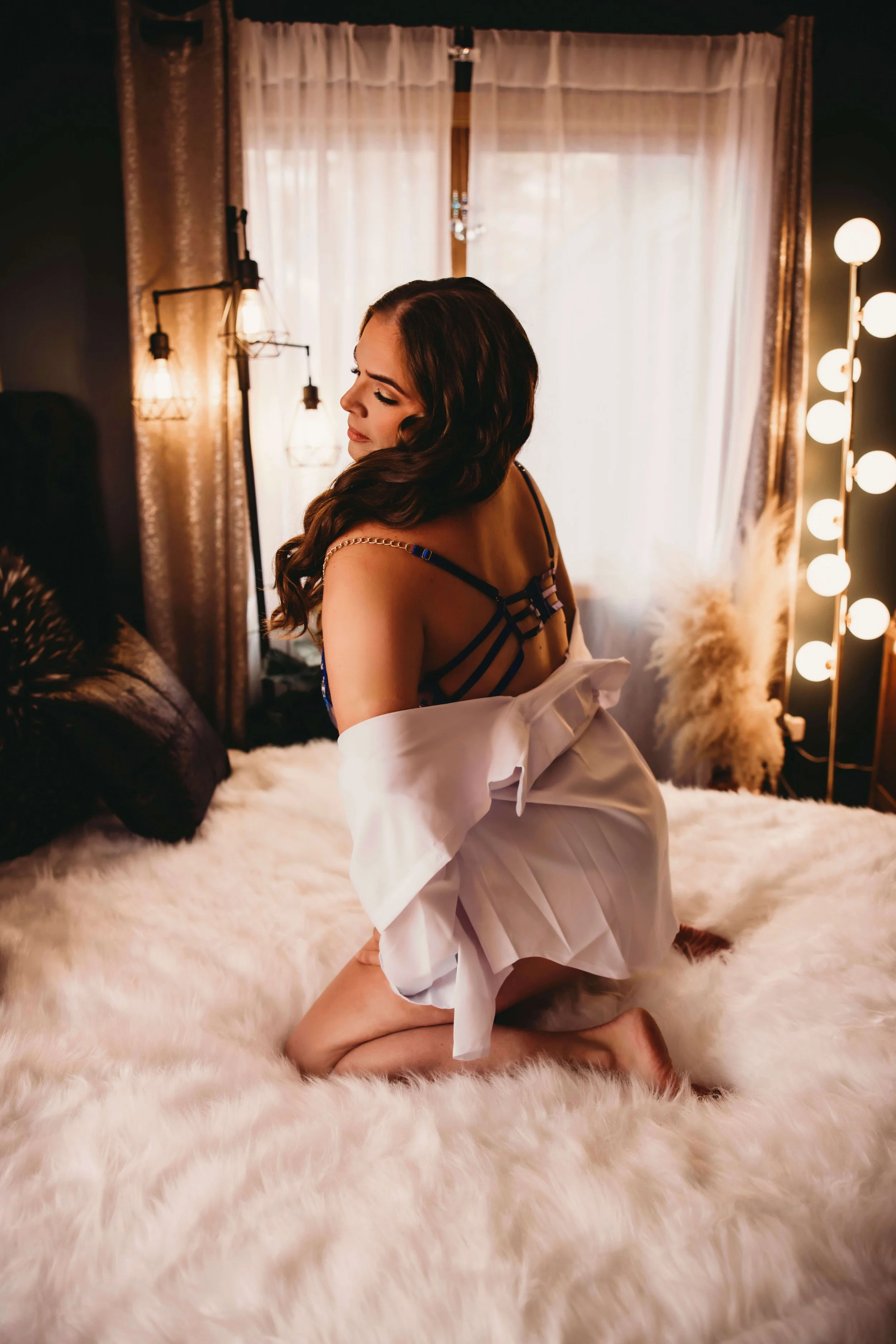 julie-boudoir-wisconsin-photographers-near-me-photographer-siren-wi-confidence-blog-blogging-diverse-plus-size-incusive-ages-shapes-size-couples-boudoir-relationship-intimate-photographer 5.jpg