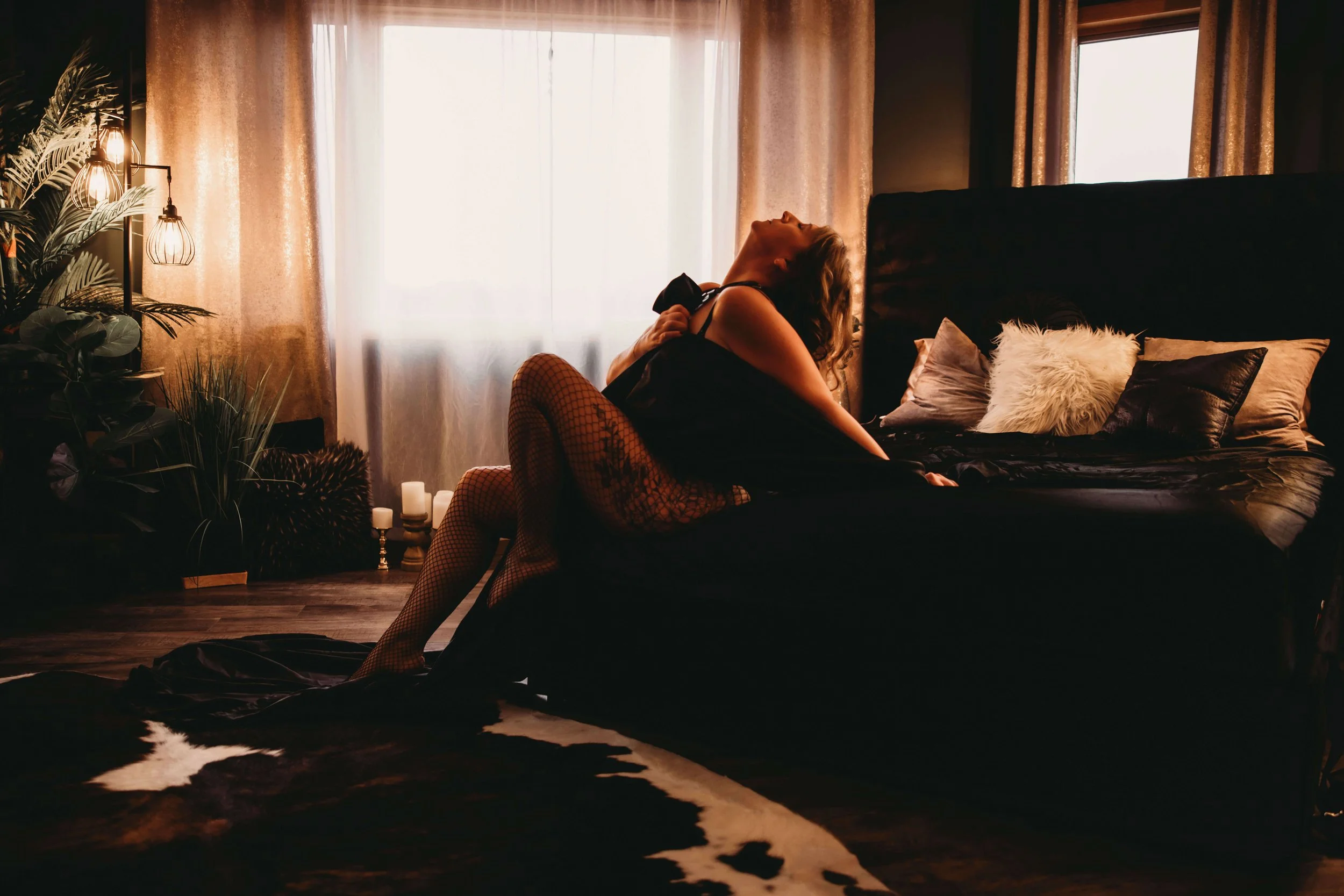 julie-boudoir-wisconsin-photographers-near-me-photographer-siren-wi-confidence-blog-blogging-diverse-plus-size-incusive-ages-shapes-size-couples-boudoir-relationship-intimate-photographer 4.jpg