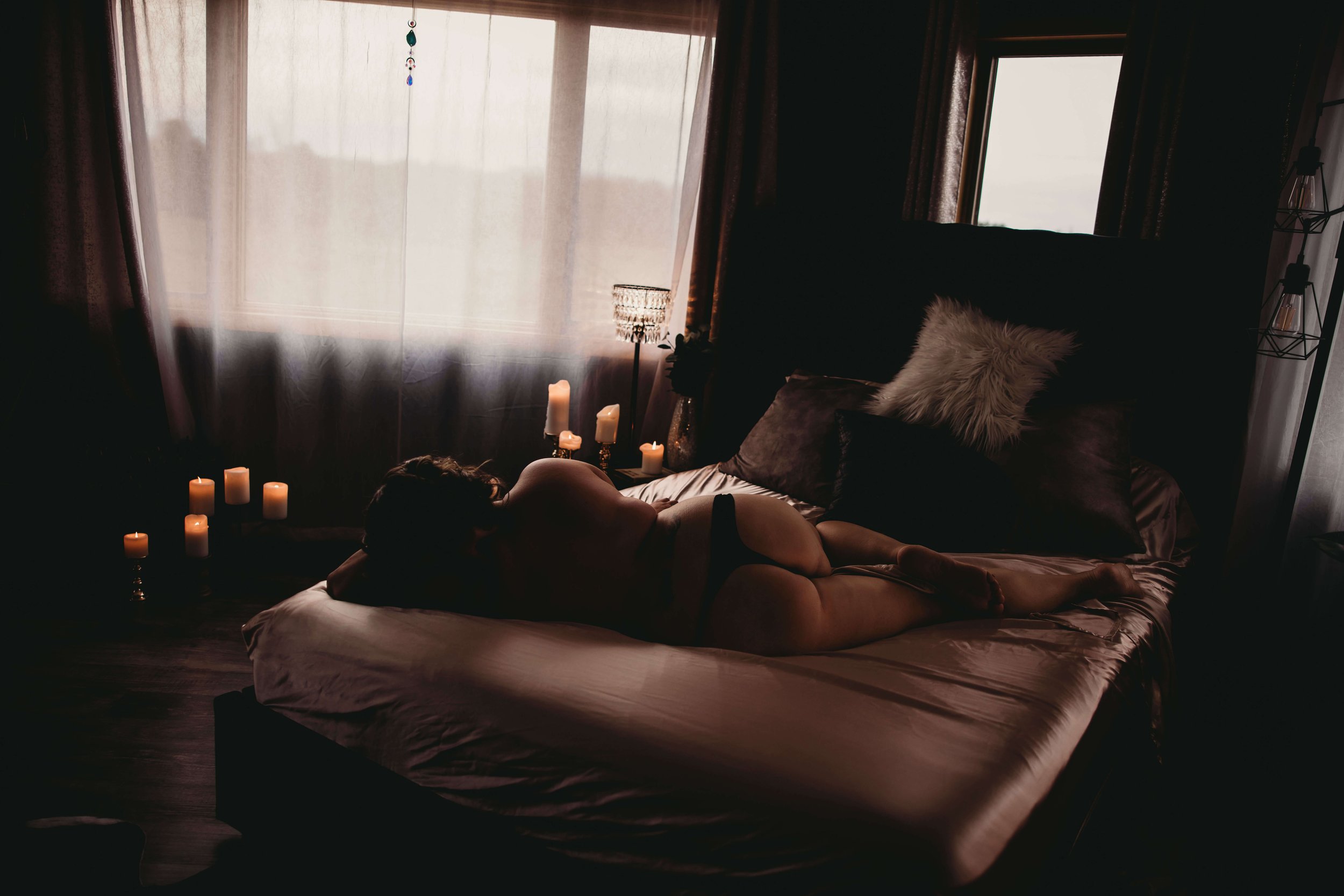 julie-boudoir-wisconsin-photographers-near-me-photographer-siren-wi-confidence-blog-blogging-diverse-plus-size-incusive-ages-shapes-size-couples-boudoir-relationship-intimate-photographer 5.jpg