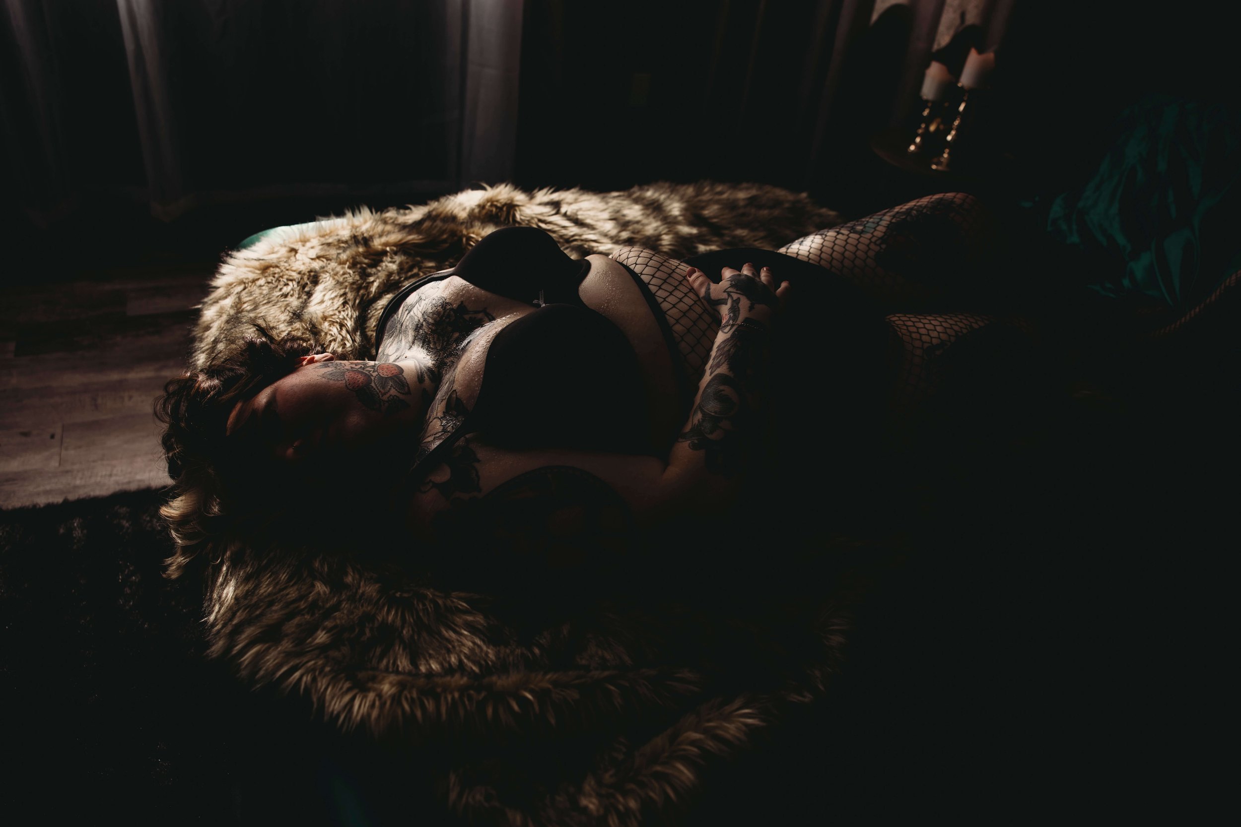julie-boudoir-wisconsin-photographers-near-me-photographer-siren-wi-confidence-blog-blogging-diverse-plus-size-incusive-ages-shapes-size-couples-boudoir-relationship-intimate-photographer 170.jpg