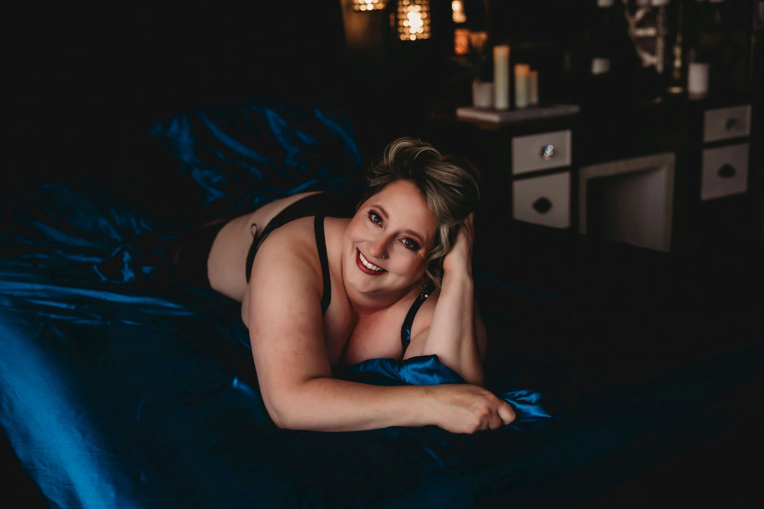 julie-boudoir-wisconsin-photographers-near-me-photographer-siren-wi-confidence-blog-blogging-diverse-plus-size-incusive-ages-shapes-size 10.JPG