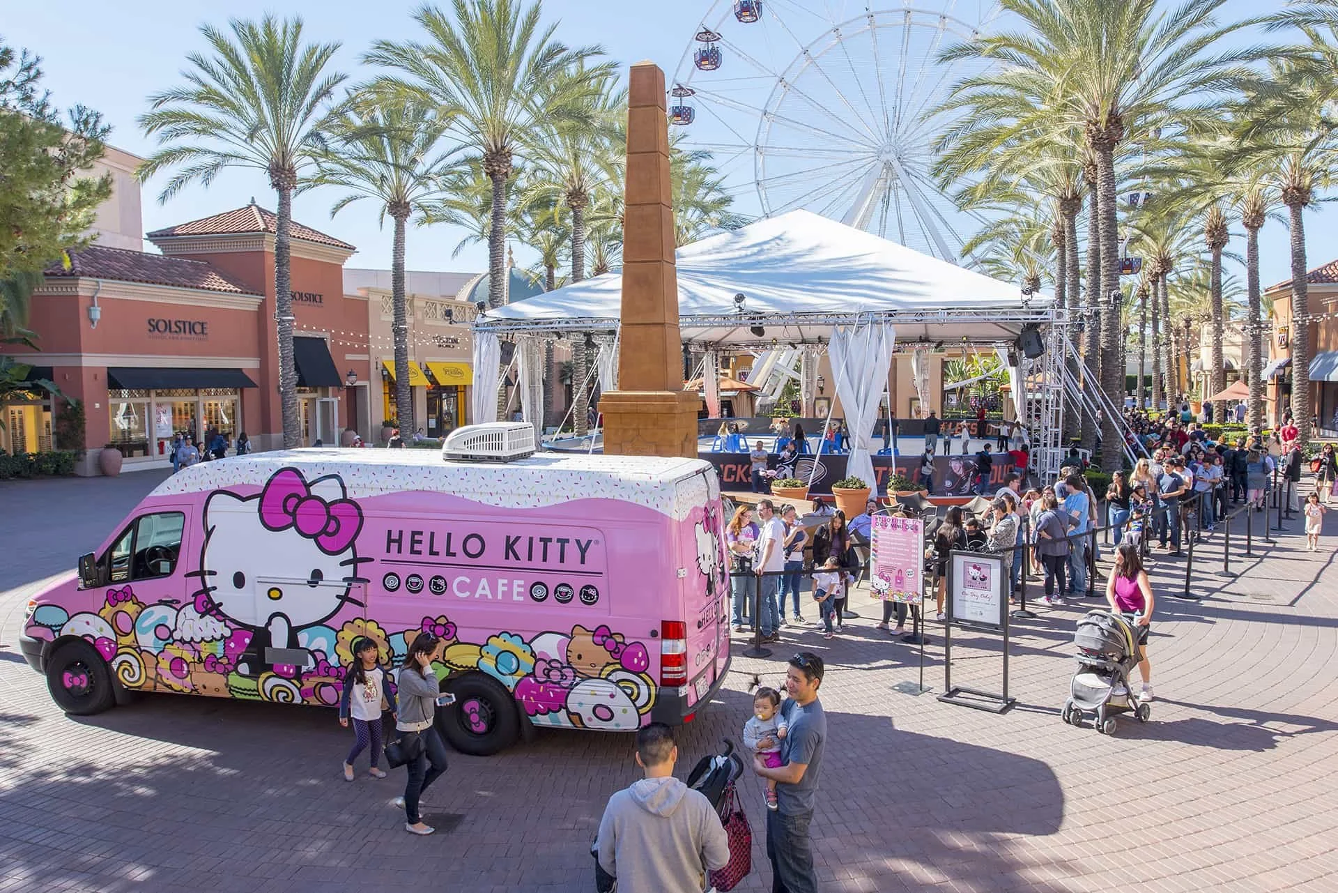 Tangram-hello-kitty-truck.jpg