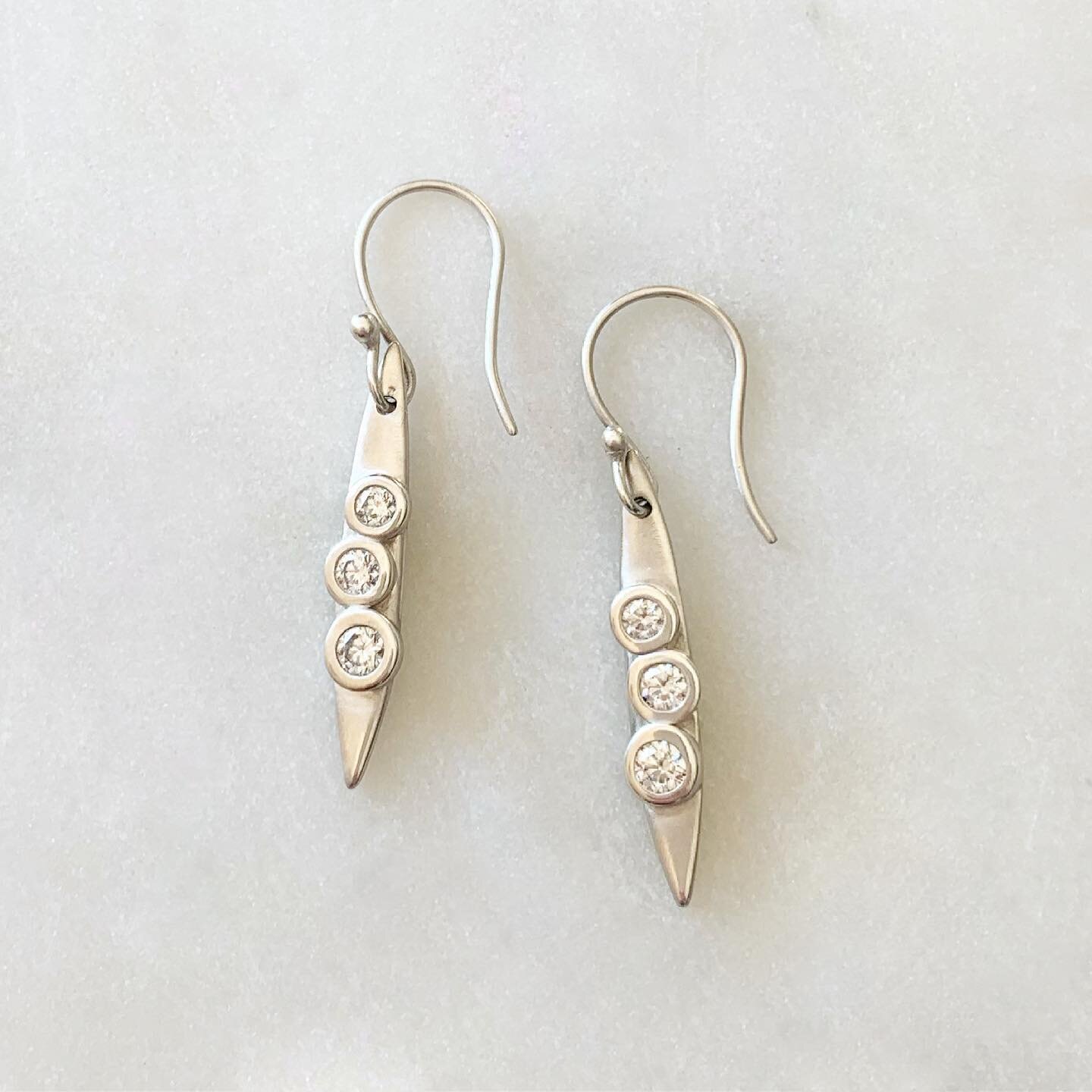 Trilogy Earrings: Sterling Silver &amp; Diamonds
This pair is available now @shopcarmilias
#kimcaron #kimcaronjewelry #heirloomquality #finejewelry #artisanjewellery #diamondearrings #jewelryaddict #seattlejewelry #bespokejewelry
