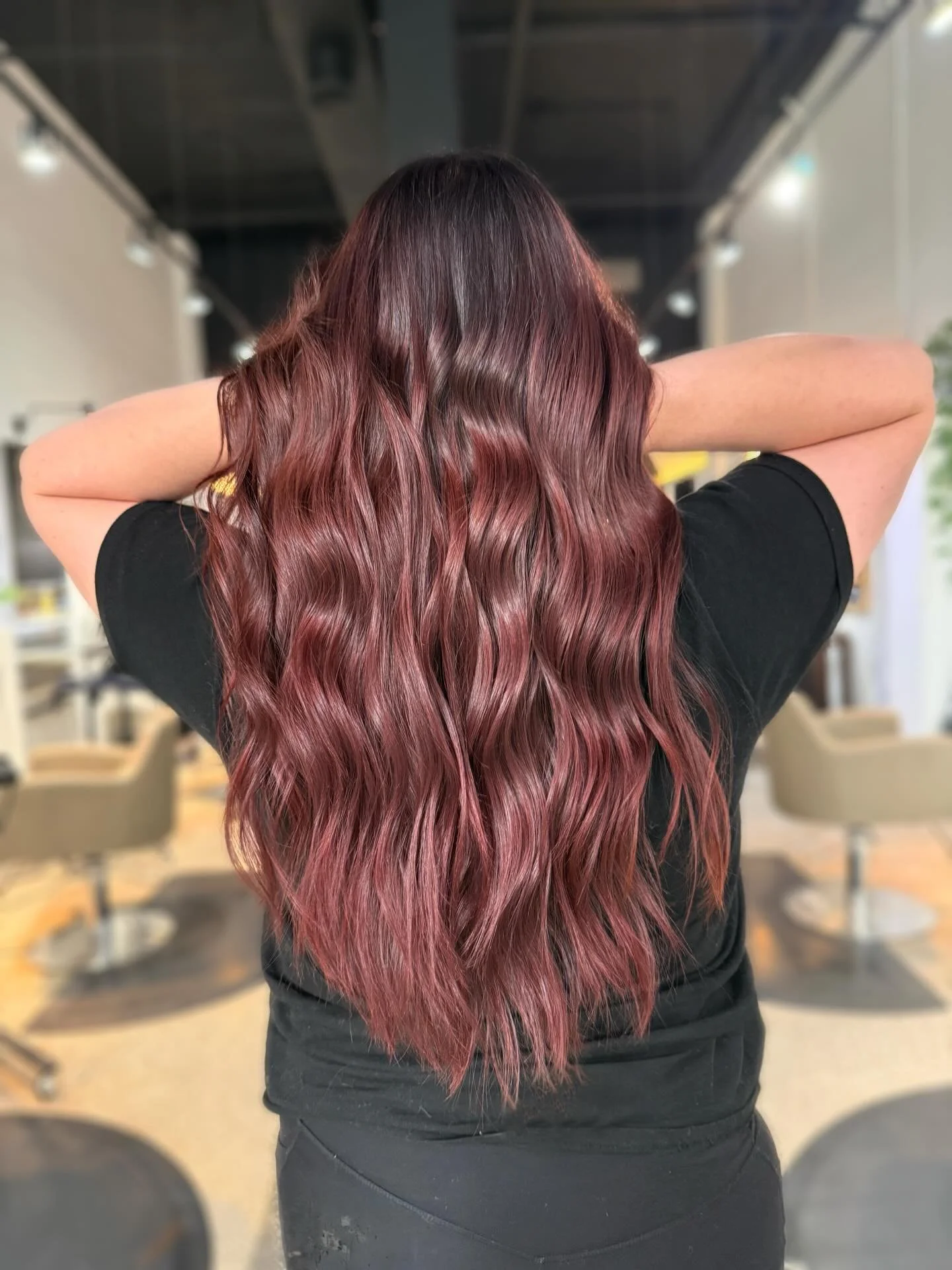 Bringing some color to a cloudy day🍒
We are loving Redken&rsquo;s new ALK color line- especially the vivid reds 
Swipe for before
Color/cut/style by: @sdasilva.beauty