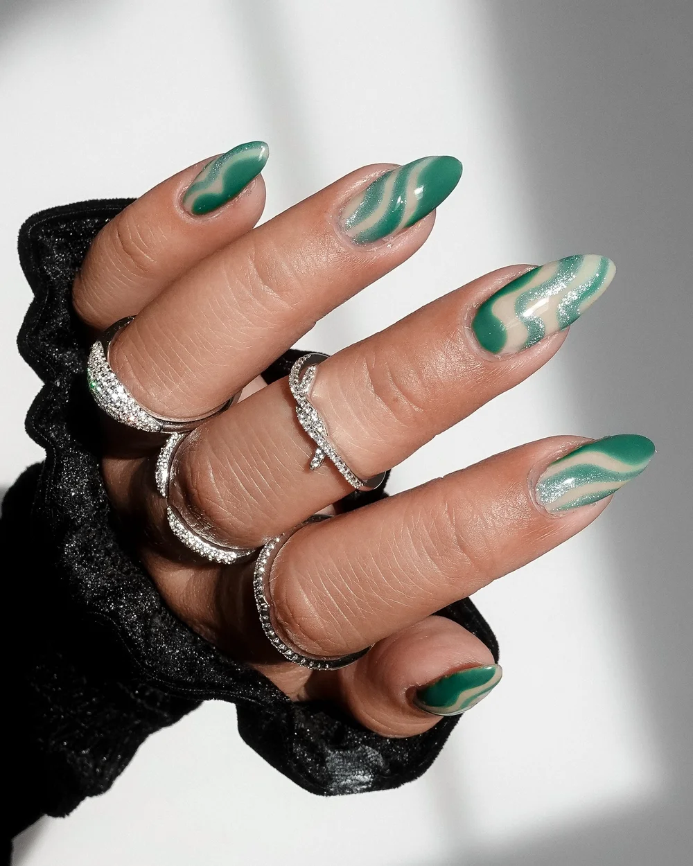 NAILS — GLOSSHOUSE