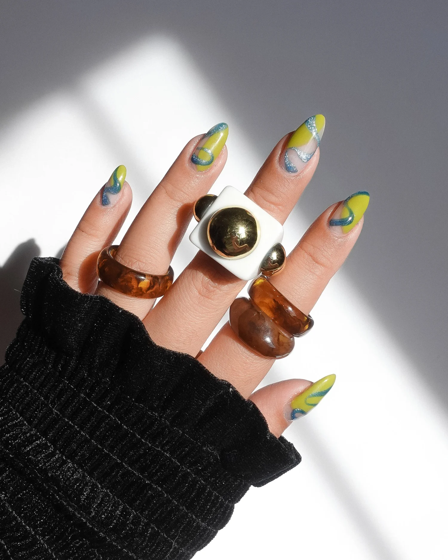 NAILS — GLOSSHOUSE