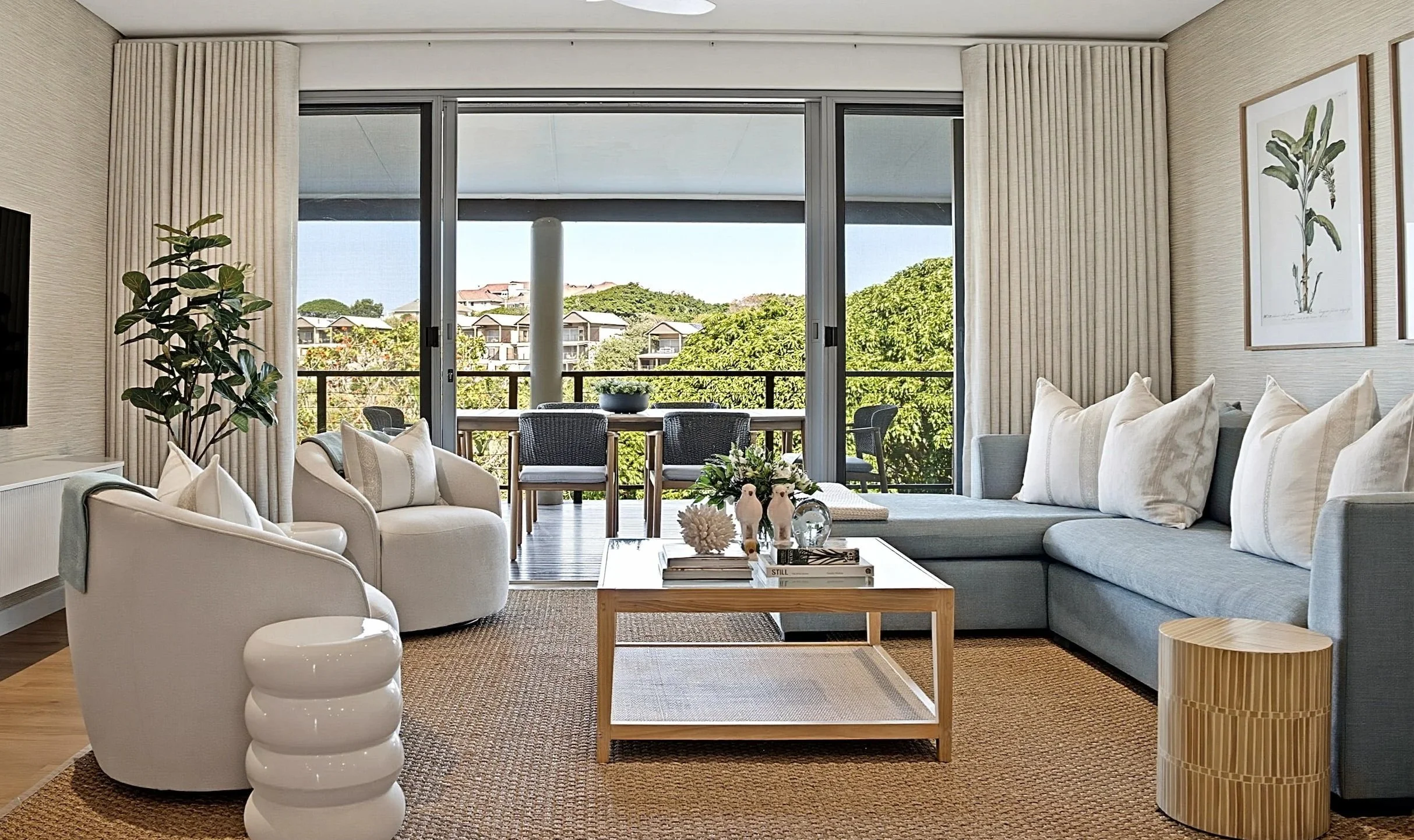 Simbithi_Lounge2.jpg