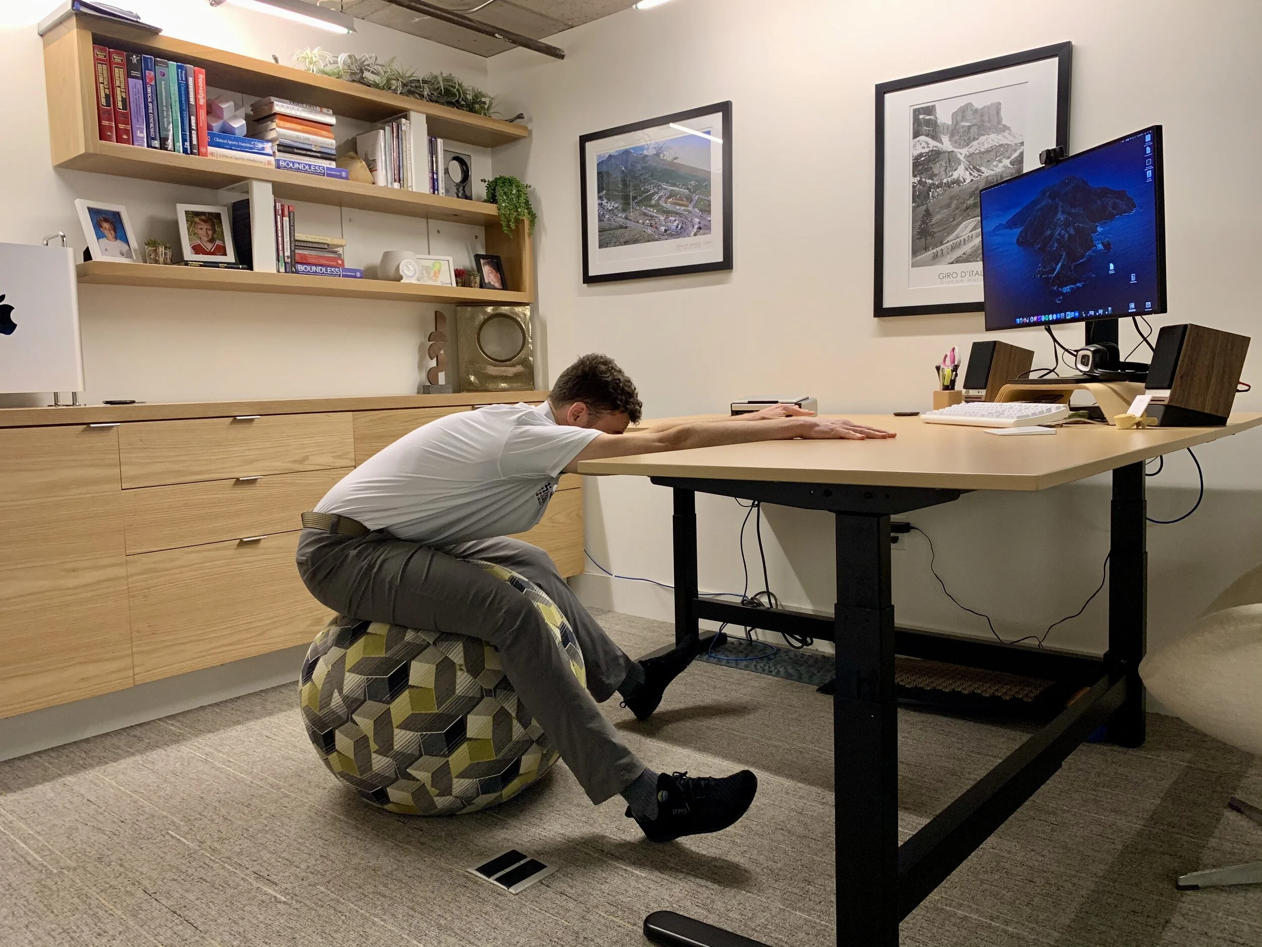 Chiropractor Dr. Seth Hosmer's approach to ergonomics and movement