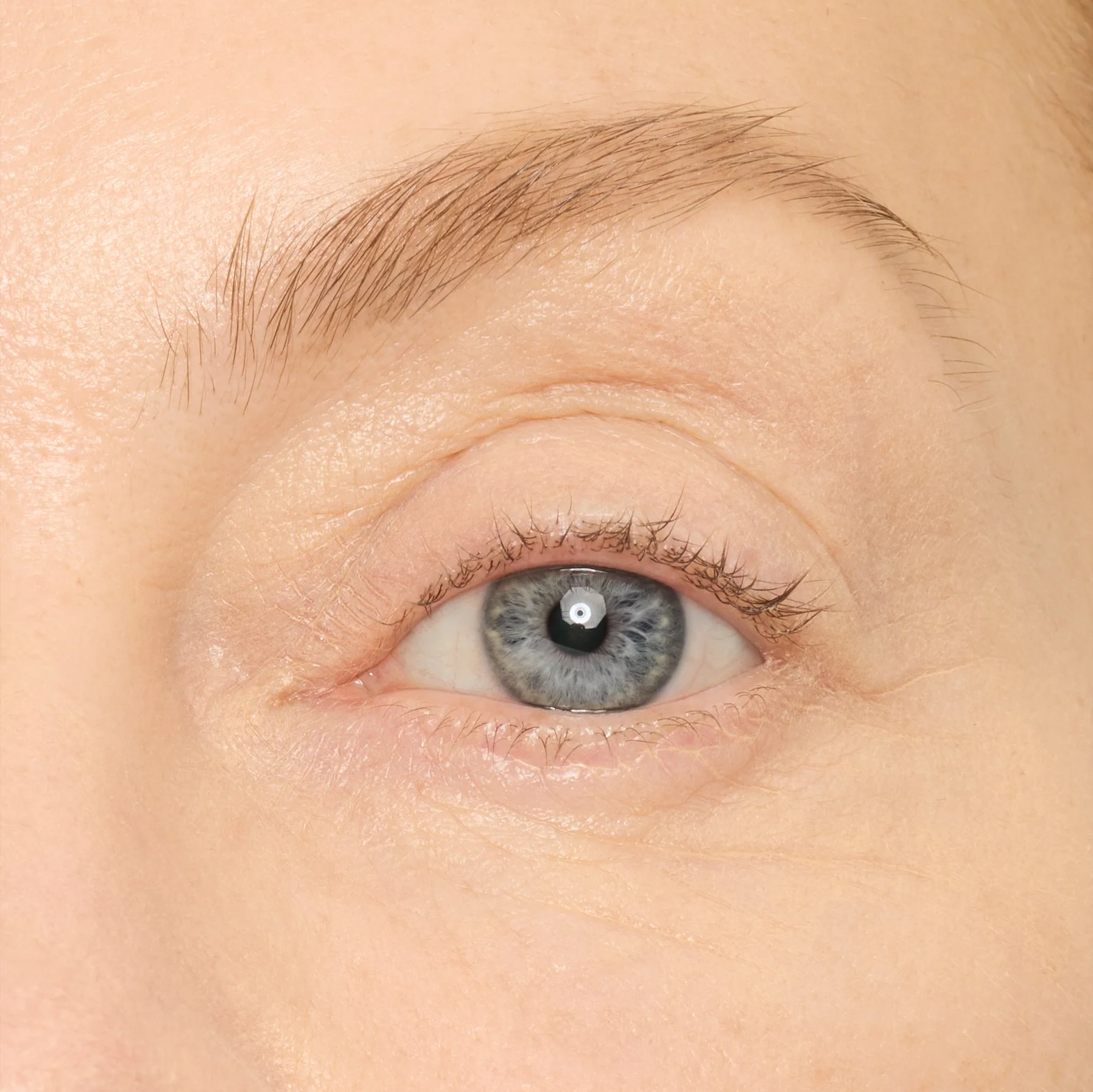 Maybelline-Cosmetics-Mascara-LJNelly- Before040_CVS.jpg