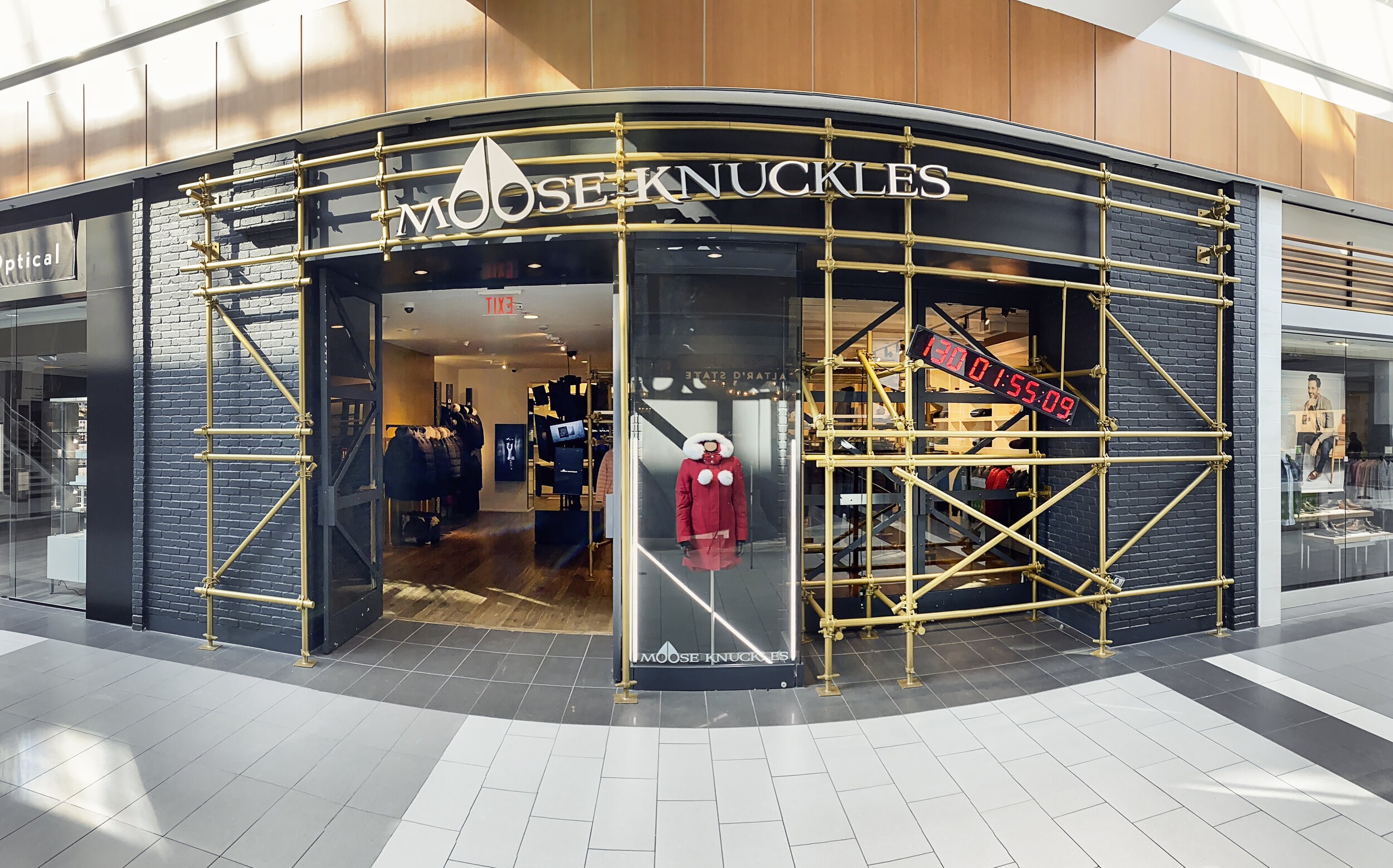 MOOSE KNUCKLES ROOSEVELT FIELD POP-UP| LONG ISLAND, NEW YORK