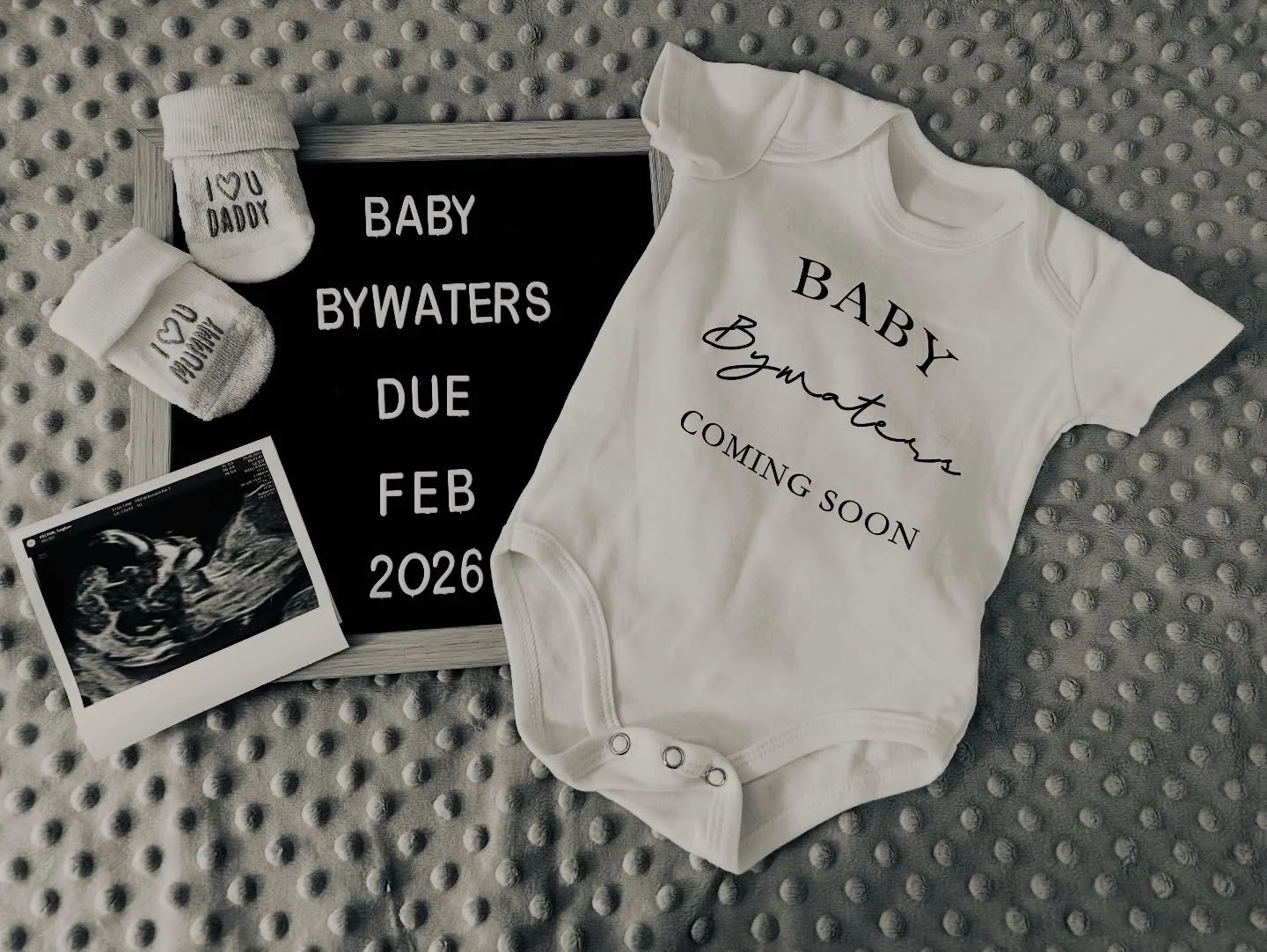 A lot has happened this year and I am absolutely blessed and grateful! I know I have been not as active on social media with posts and this is why&hellip; 

So I&rsquo;d love to let you all know officially that I am expecting and expanding my little 