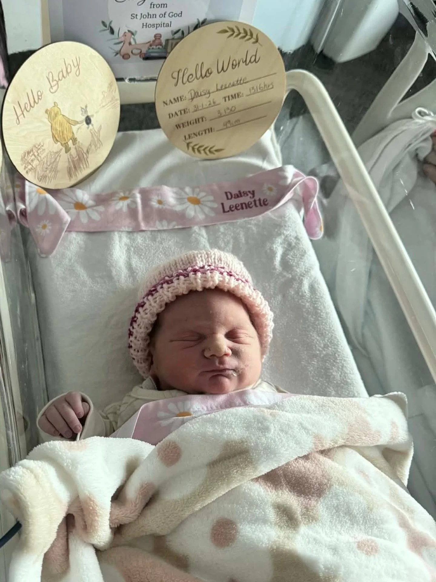 A little early arrival- Miss Daisy was born a January baby 🌼 
We are over the moon and I am going to take some time to fully focus on my precious little one 💖💖