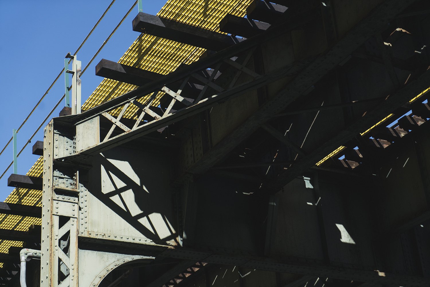 dig_triangles (18 of 12).jpg
