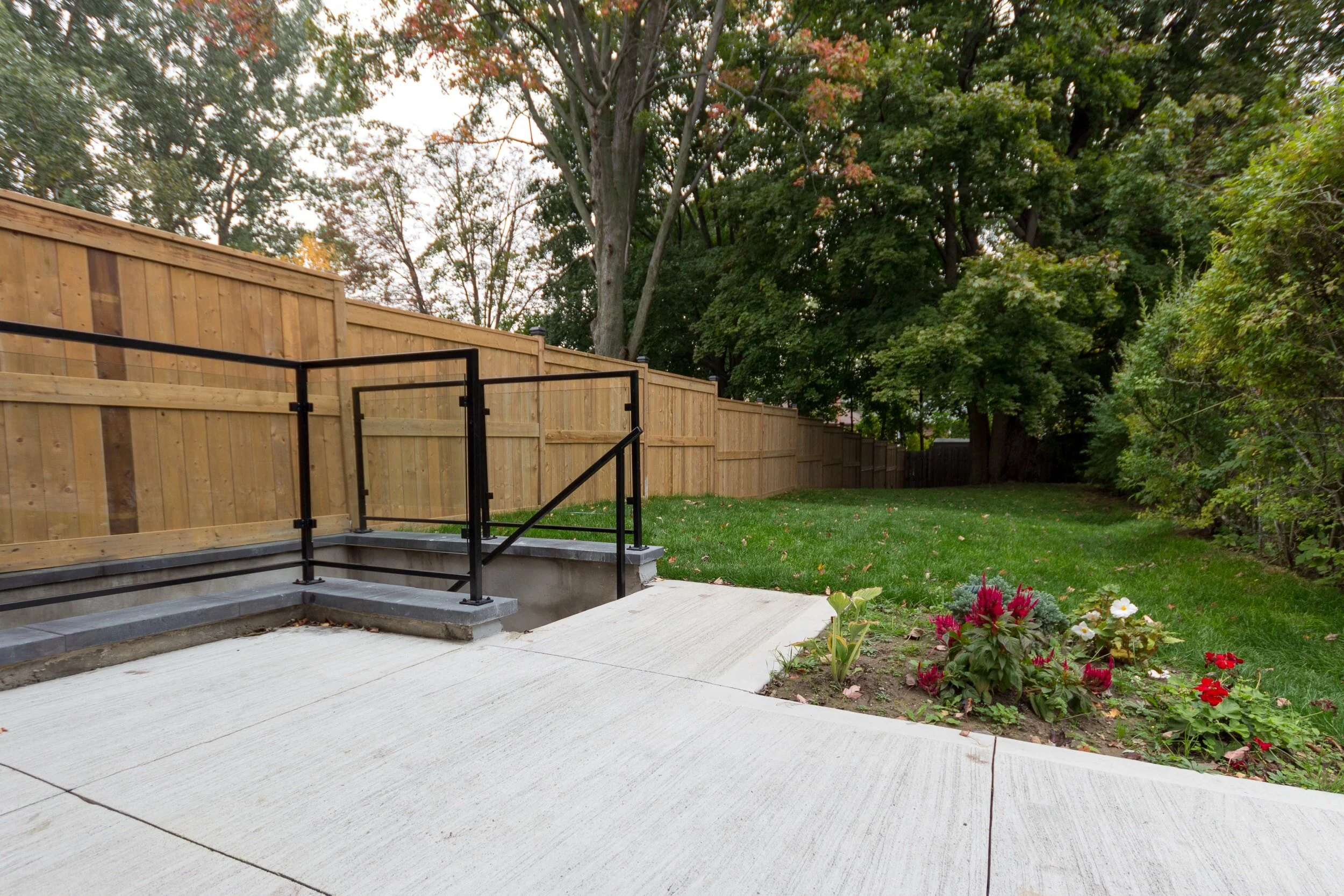 Contemporary Custom home Mississauga