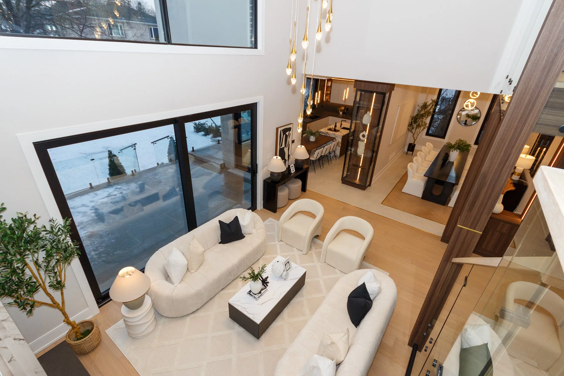 017-1526 Garnet Avenue_2-IMG_5634.jpg