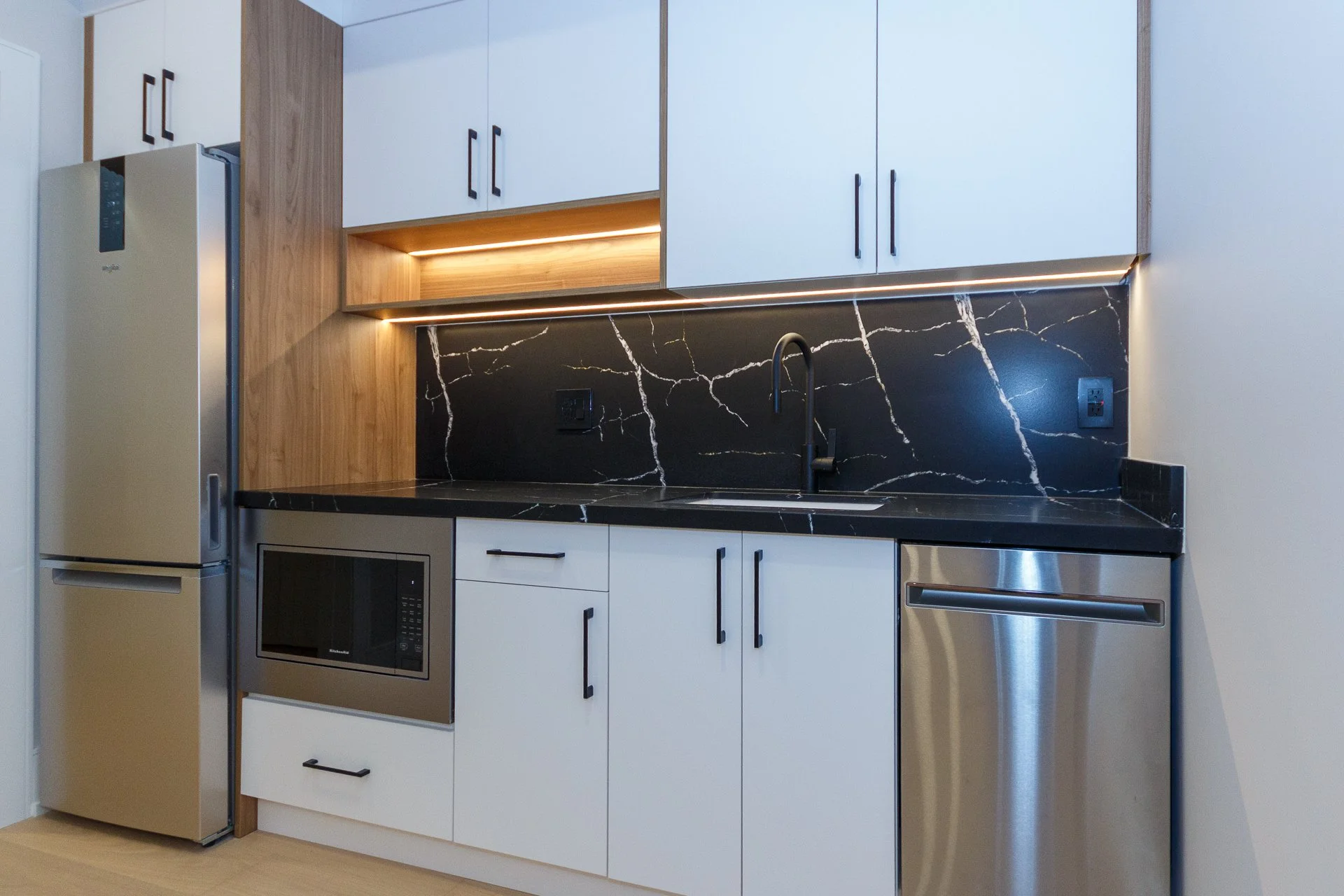 037-158-1526 Garnet Avenue-IMG_4654 (1) (1).jpg