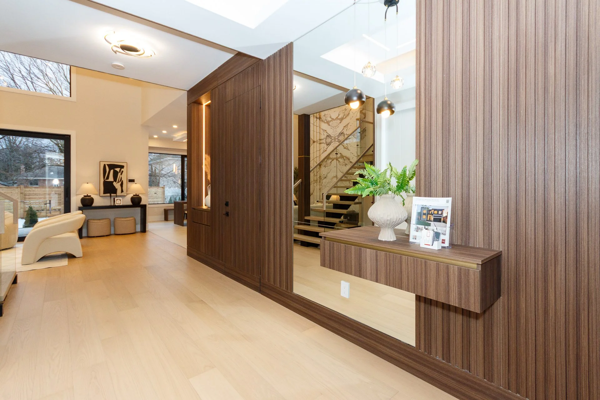 05-1526 Garnet Avenue_2-IMG_5590.jpg