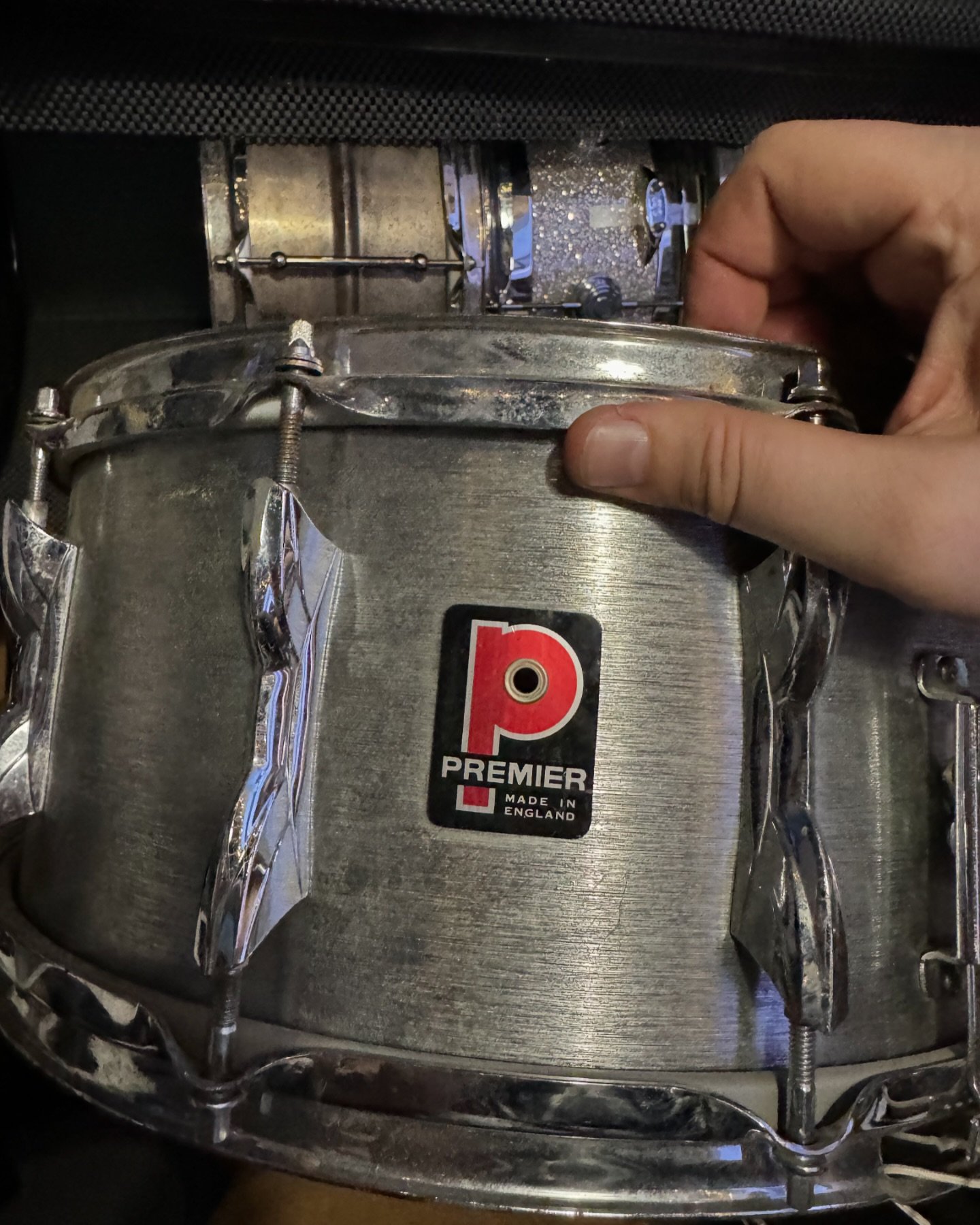 I never use this snare, I&rsquo;ve had it for over a decade and it&rsquo;s been on only a handful of songs. It sounds great, just not my first or second call for a track. Give me ideas internet! Sell it? New heads? Target practice? I like for things 