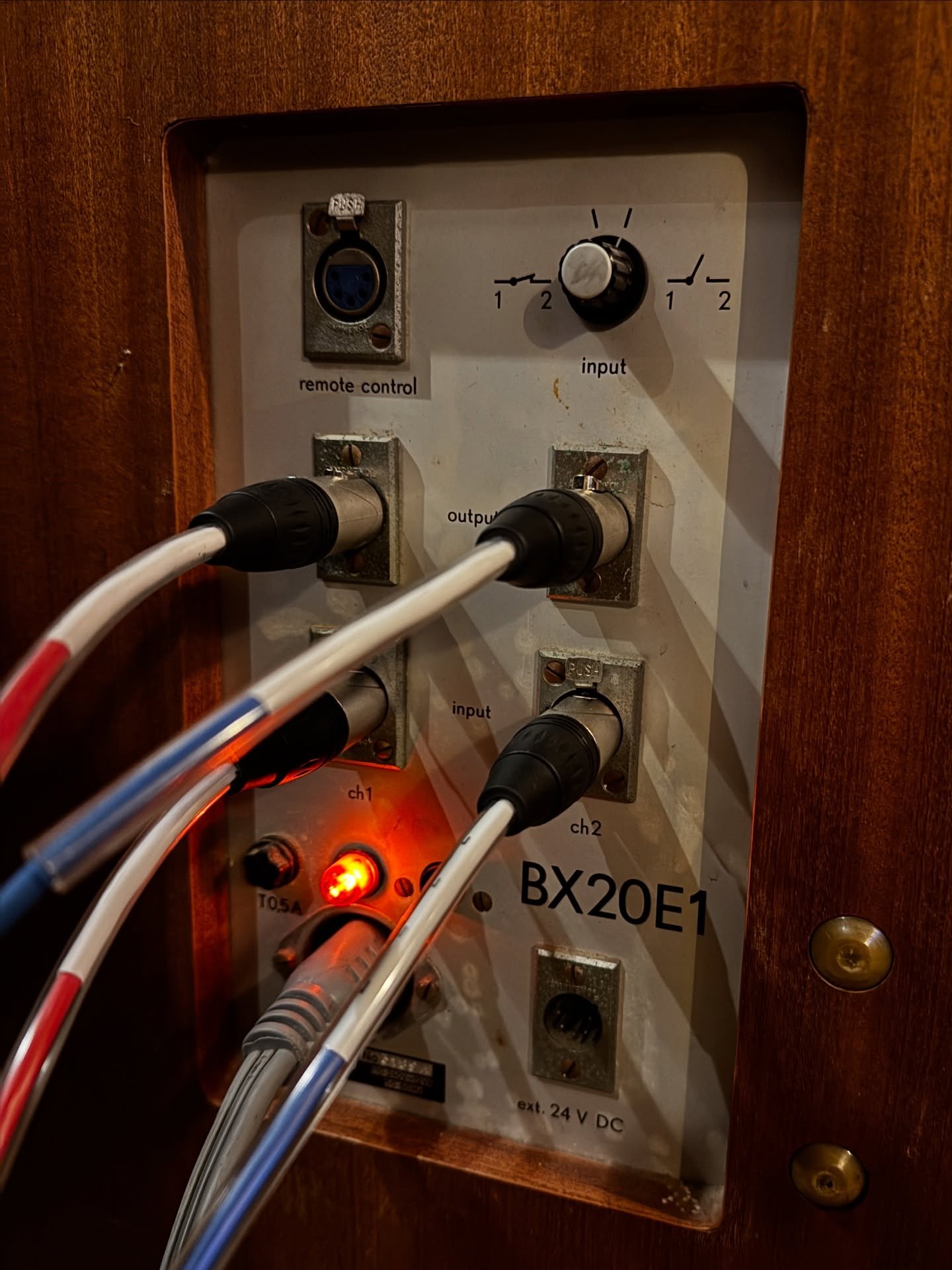 This is not a plugin, this is PLUGGED IN! Thank you to @philiphamrick for the beautiful reverb, you are far too good to me!