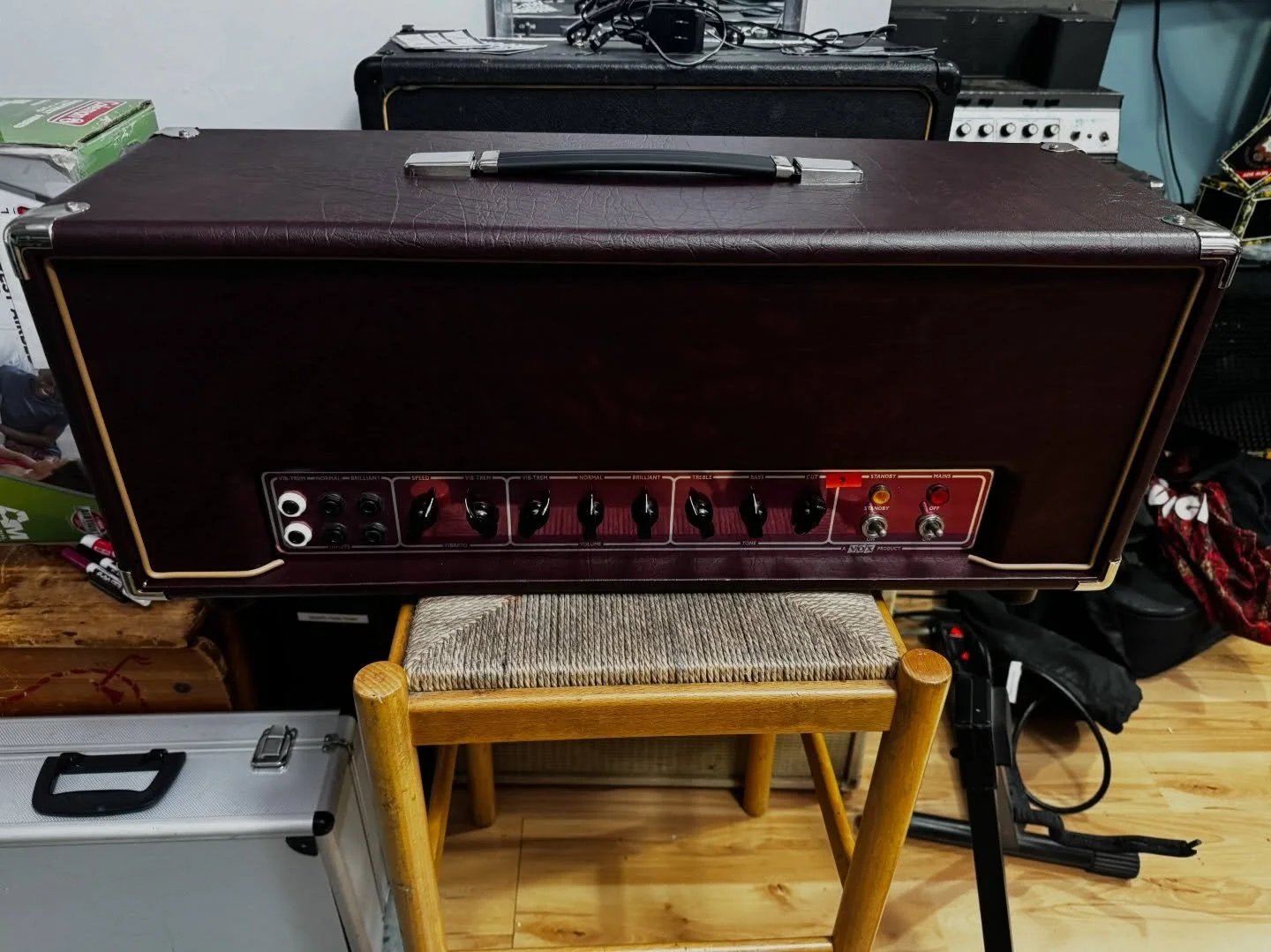 Thanks to @sourmashguitar for giving my @voxamplification AC30/TB a new home, it&rsquo;s exactly what I wanted 😍
No one else would even give me a quote and you guys stepped up quick! Thank you so much