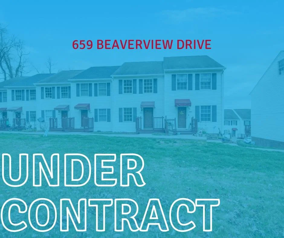 This one went ✨ UNDER CONTRACT ✨ oh so very fast! 

Congrats to our seller! Let&rsquo;s do it again! 💃

📲 423-389-8007

Listing provided by HBX Realty