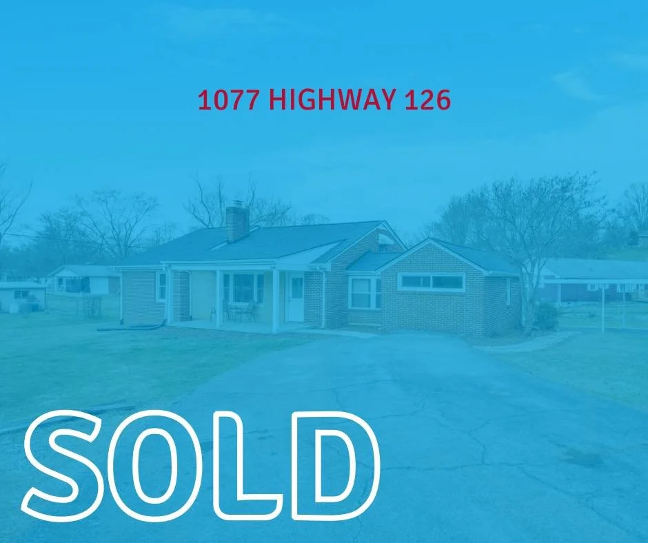 This stunner is ✨ S O L D ✨

Congratulations to the buyers and our sellers! 🎉

📲 423-389-8007

Listing provided by HBX Realty