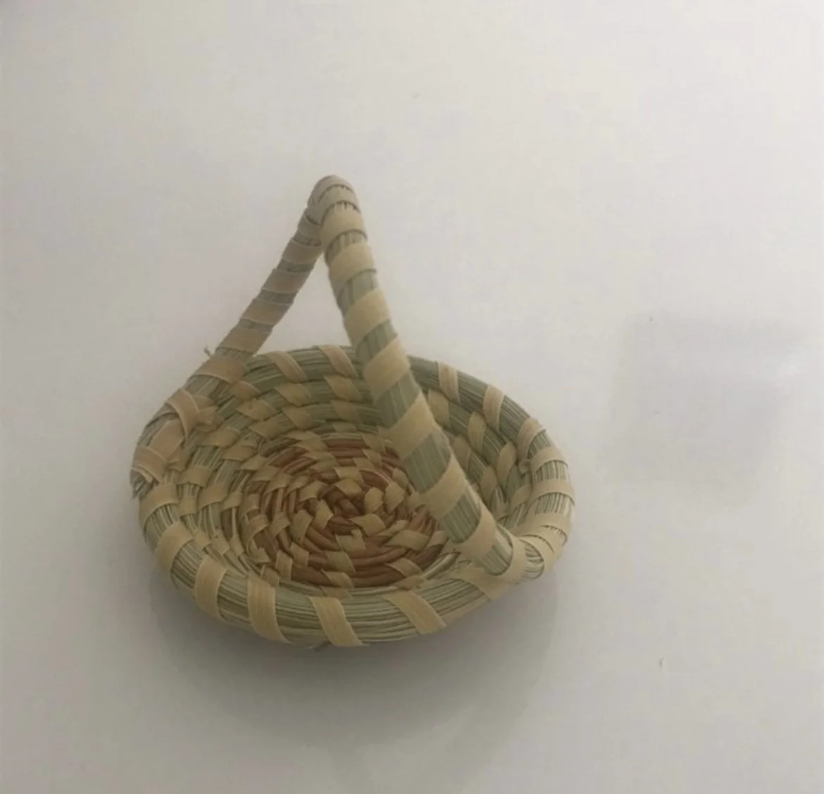 Small S-Handle Charleston Sweetgrass Basket