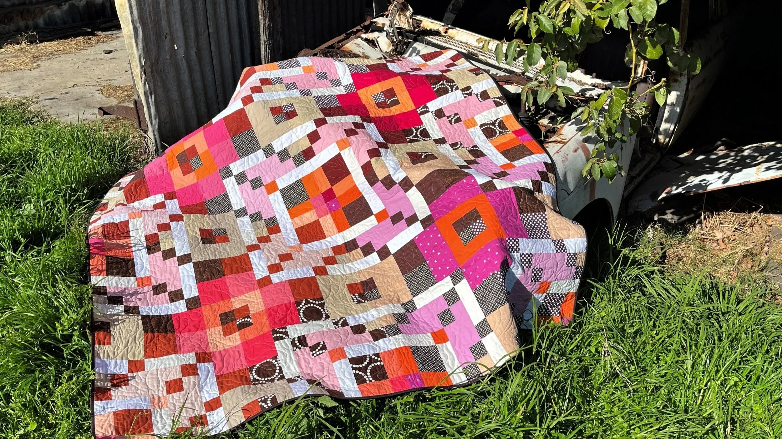 Kaleidoscopic Array quilt pattern
