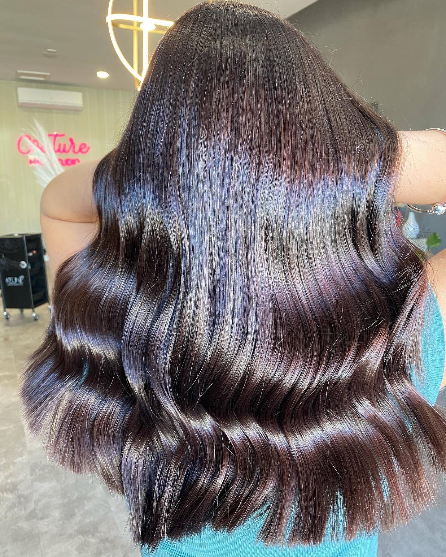 🍫🍫🍫🍫🍫🍫🍫🍫🍫
Dreaming of that rich glossy chocolate hair 

#couturehairstudio #keuneanz #keuneaustralia #brunette #haircolour #glossyhair #melbournehair #melbournehairhunters #greensborough #greensboroughhairdressers #eltham #ivanhoe #doreen #d