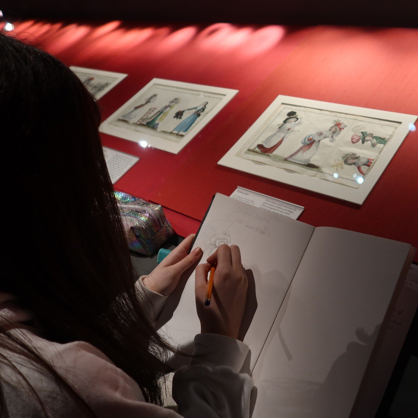 Huge thanks to the Chester Beatty Library for hosting our third year Art class today and giving us a brilliant insight into the collection #chesterbeattylibrary #artsofthebook