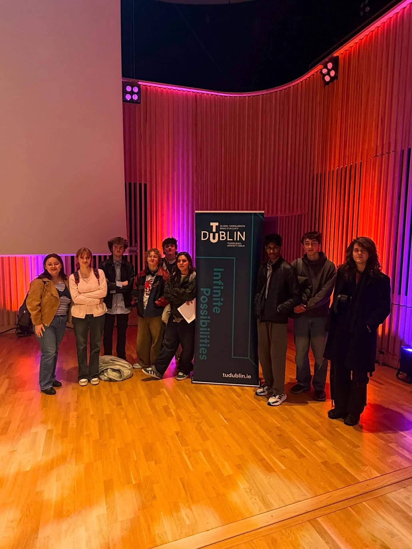 Our 6th Year Music students headed to the conservatoire in TU Dublin Grangegorman this morning for a live performance and workshop on Raymond Deane&rsquo;s Seachanges, one of their Leaving Cert set works.
Hearing the piece performed live, breaking do