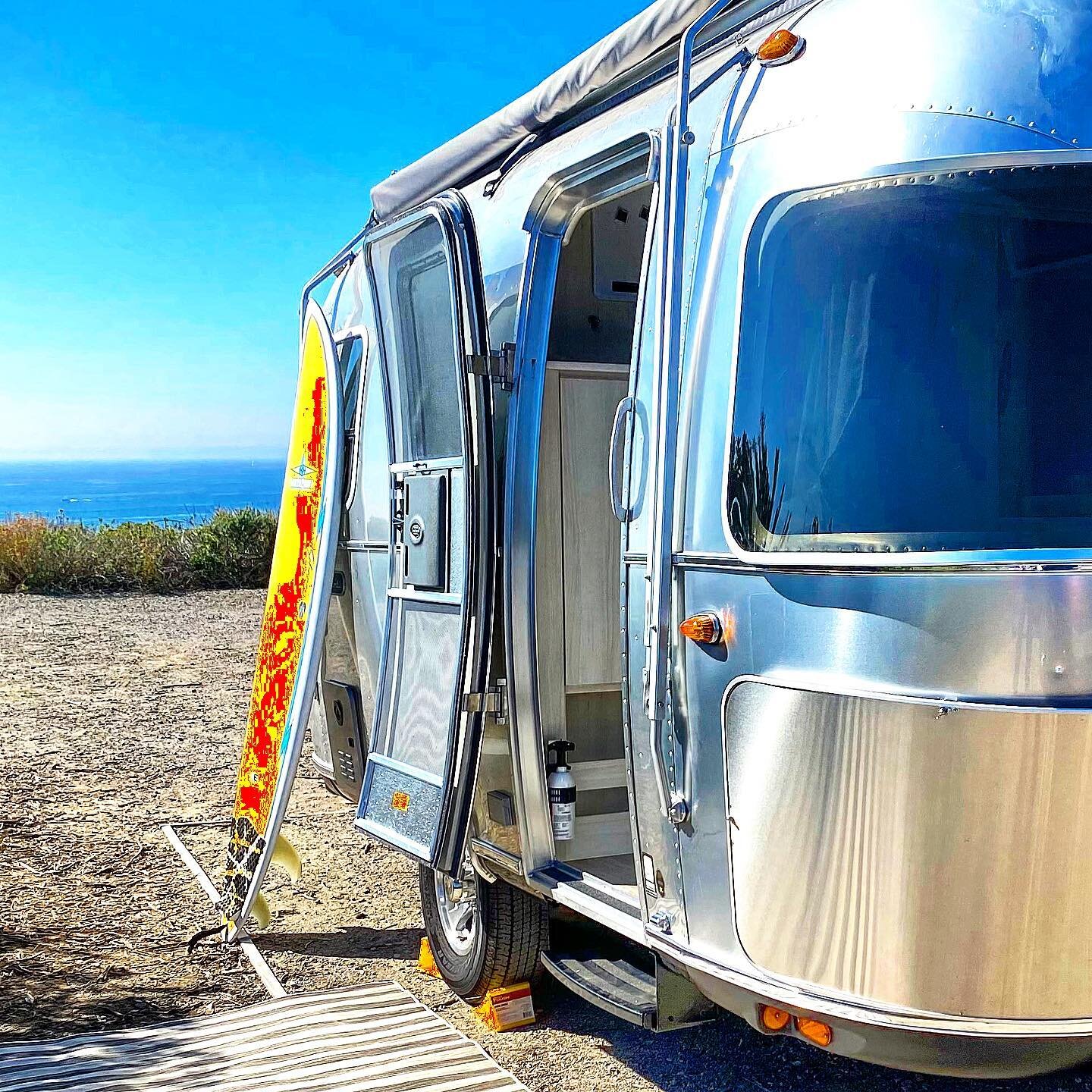 This is the plan for tomorrow morning. #rvshare #outdoorsy #california #californiawilderness #glamping #glampingcalifornia #glampers #glamperscalifornia #glampersca #rvtravel #airstream #traveltrailer #californiatravel #camping #californiacamping #ca