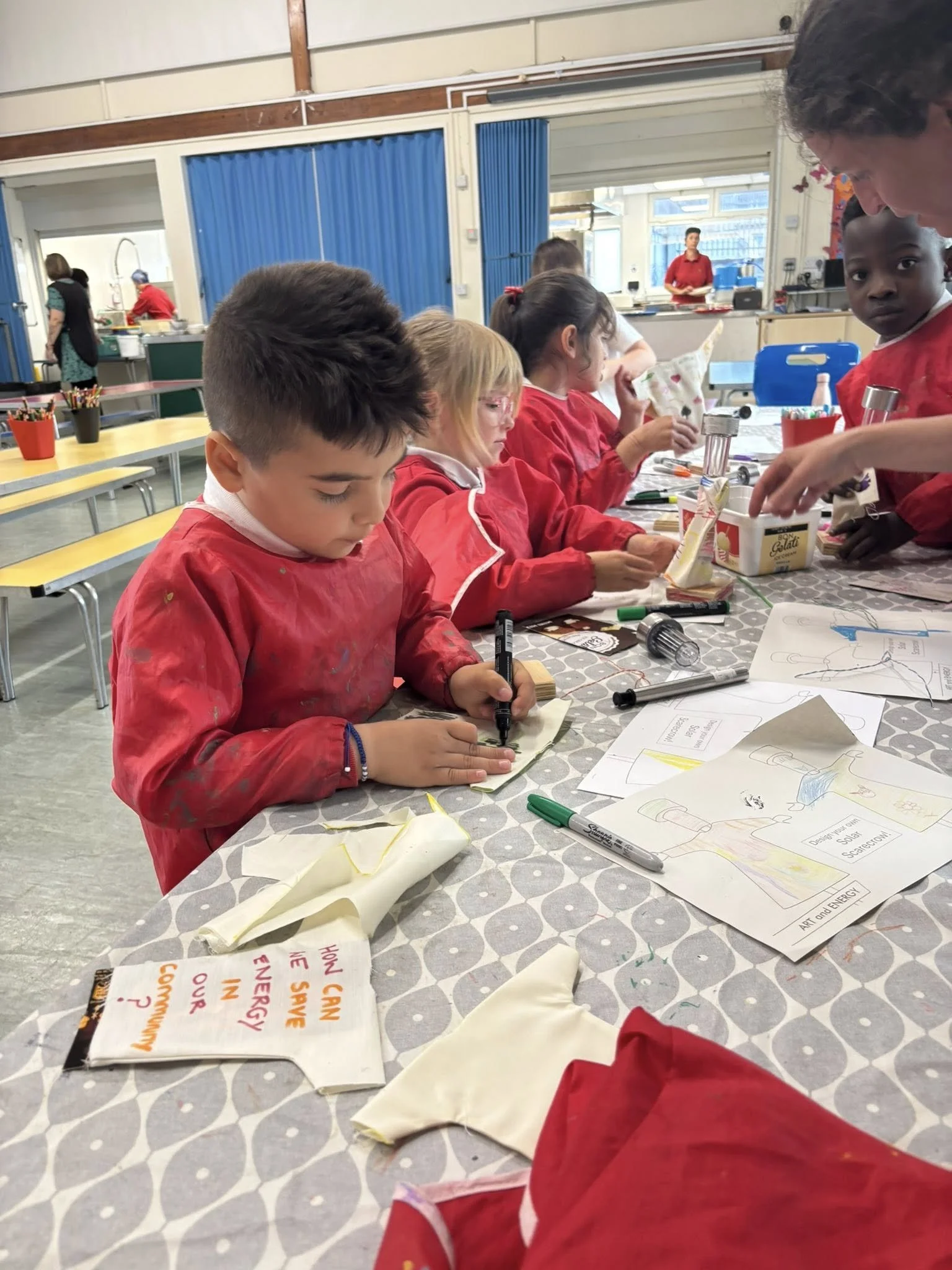 Mini solar scarecrows group credit St Peters Primary.jpg